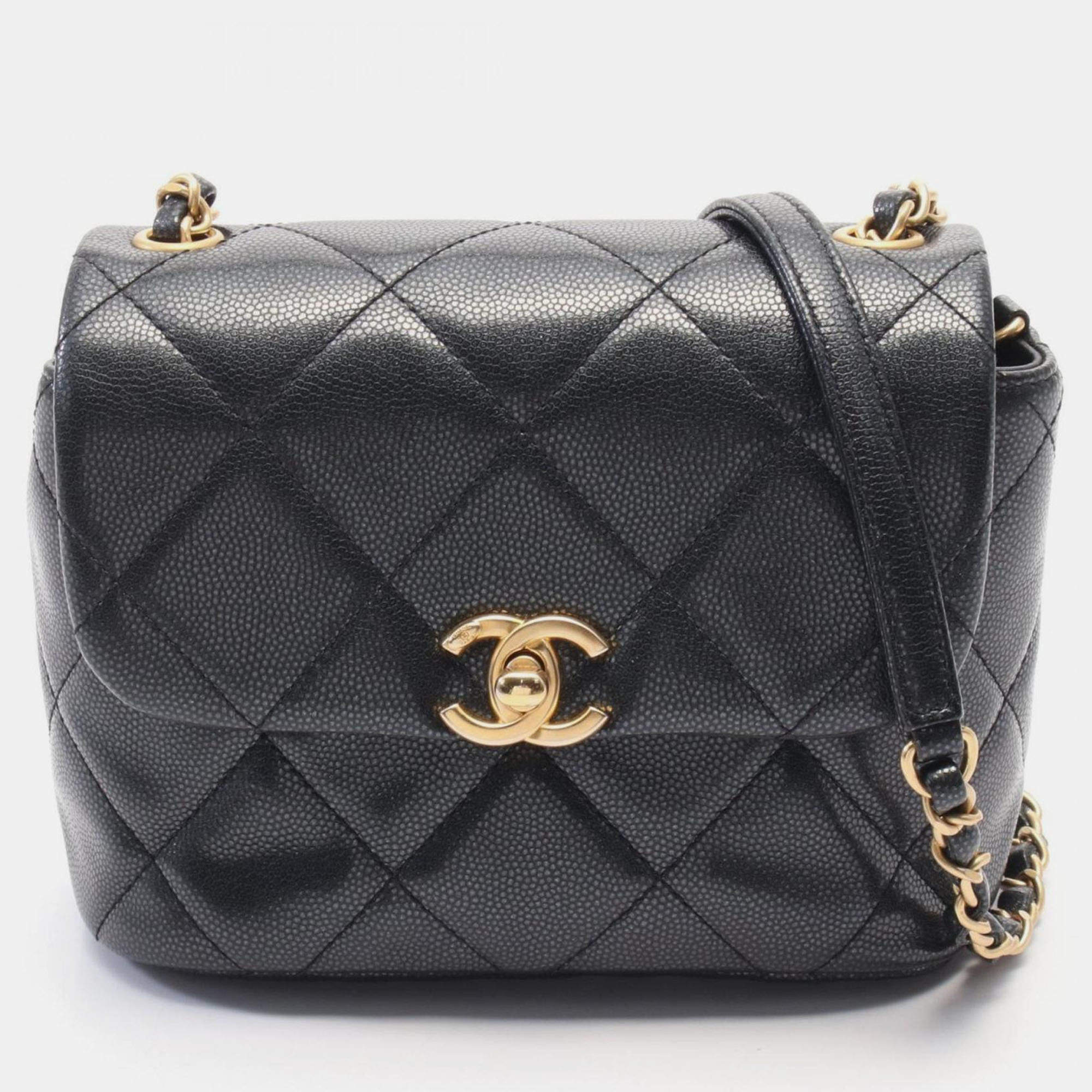 مملوكة مسبقًا Chanel Shoulder Bag Calfskin (Cowhide) Black