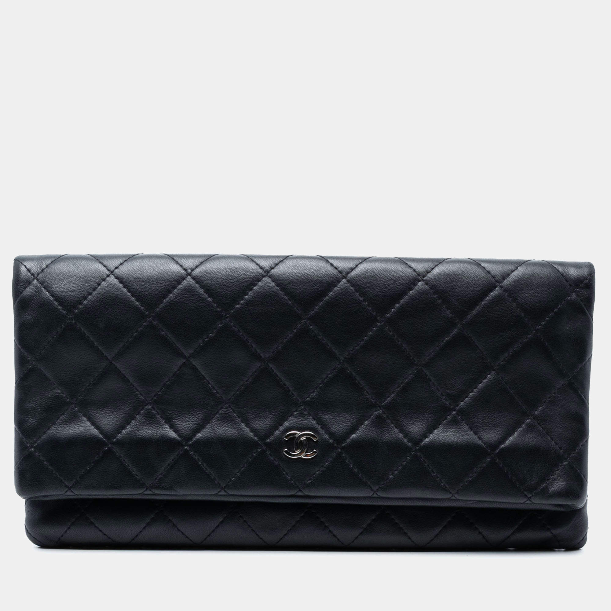 Pre Owned Chanel Black Quilted Lambskin CC Beauty Foldover Clutch