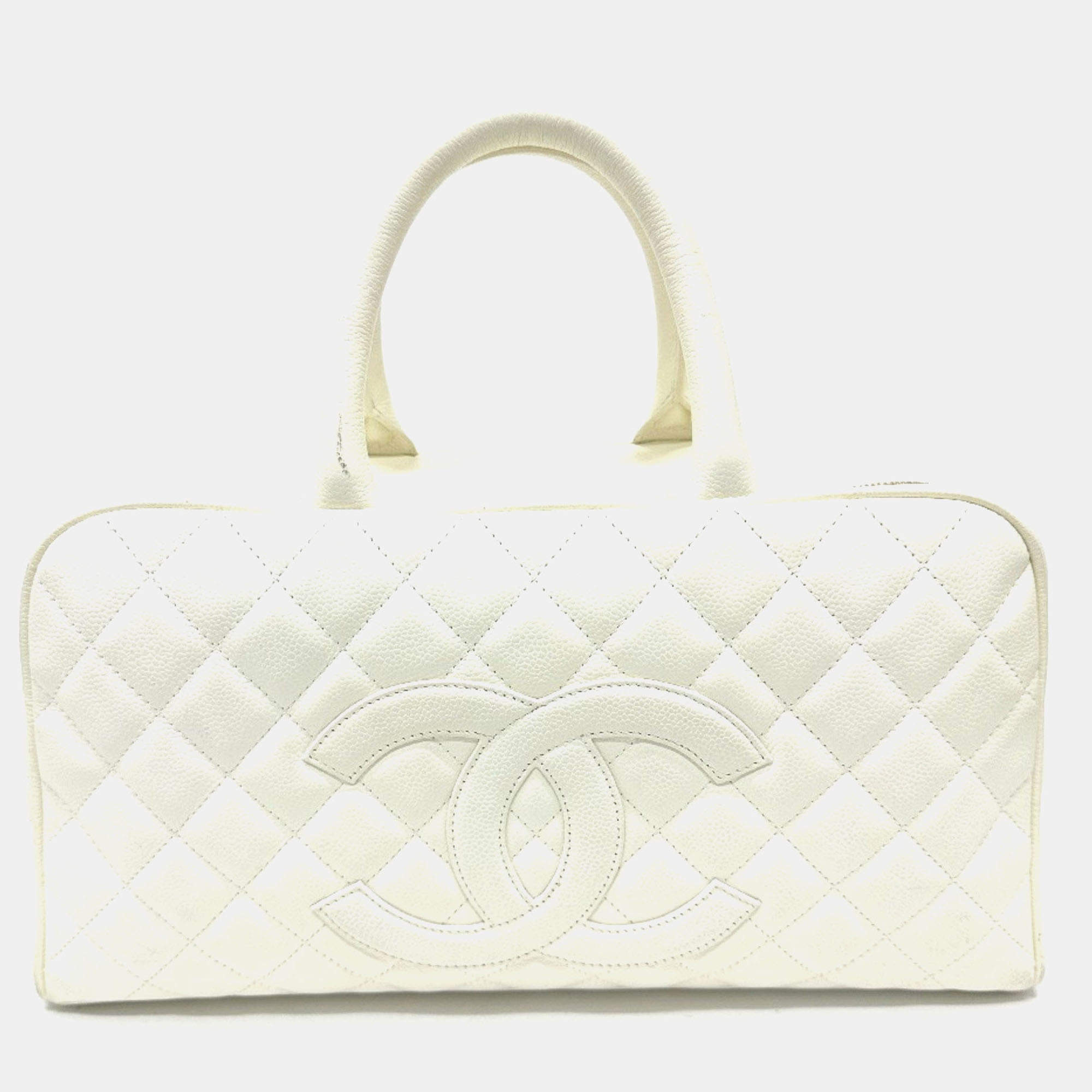مملوكة مسبقًا Chanel Cc Mark Quilted Matelasse Bag Hand Bag White