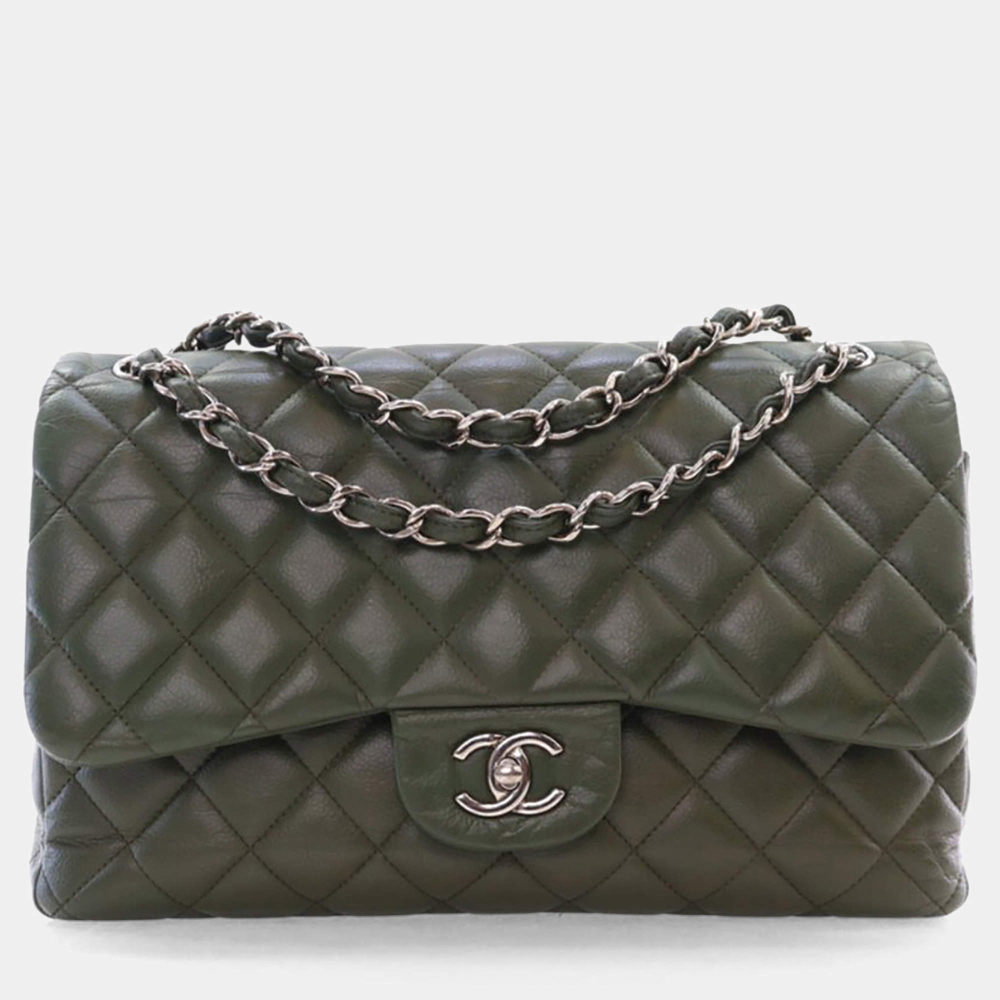مملوكة مسبقًا Chanel Jumbo Caviar Classic Double Flap Bag