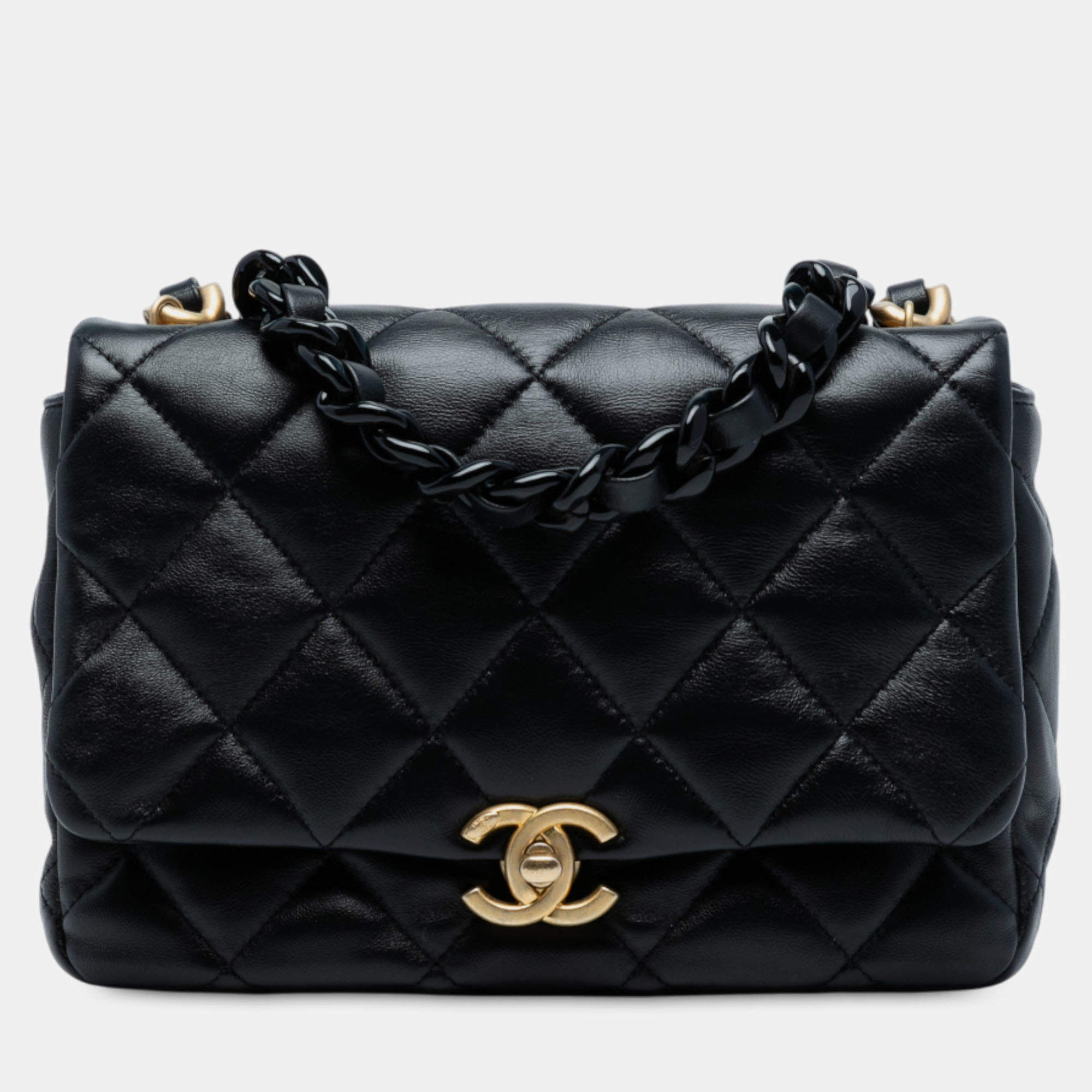 Pre Owned Chanel Black Mini Quilted Lambskin Lacquered Chain Flap