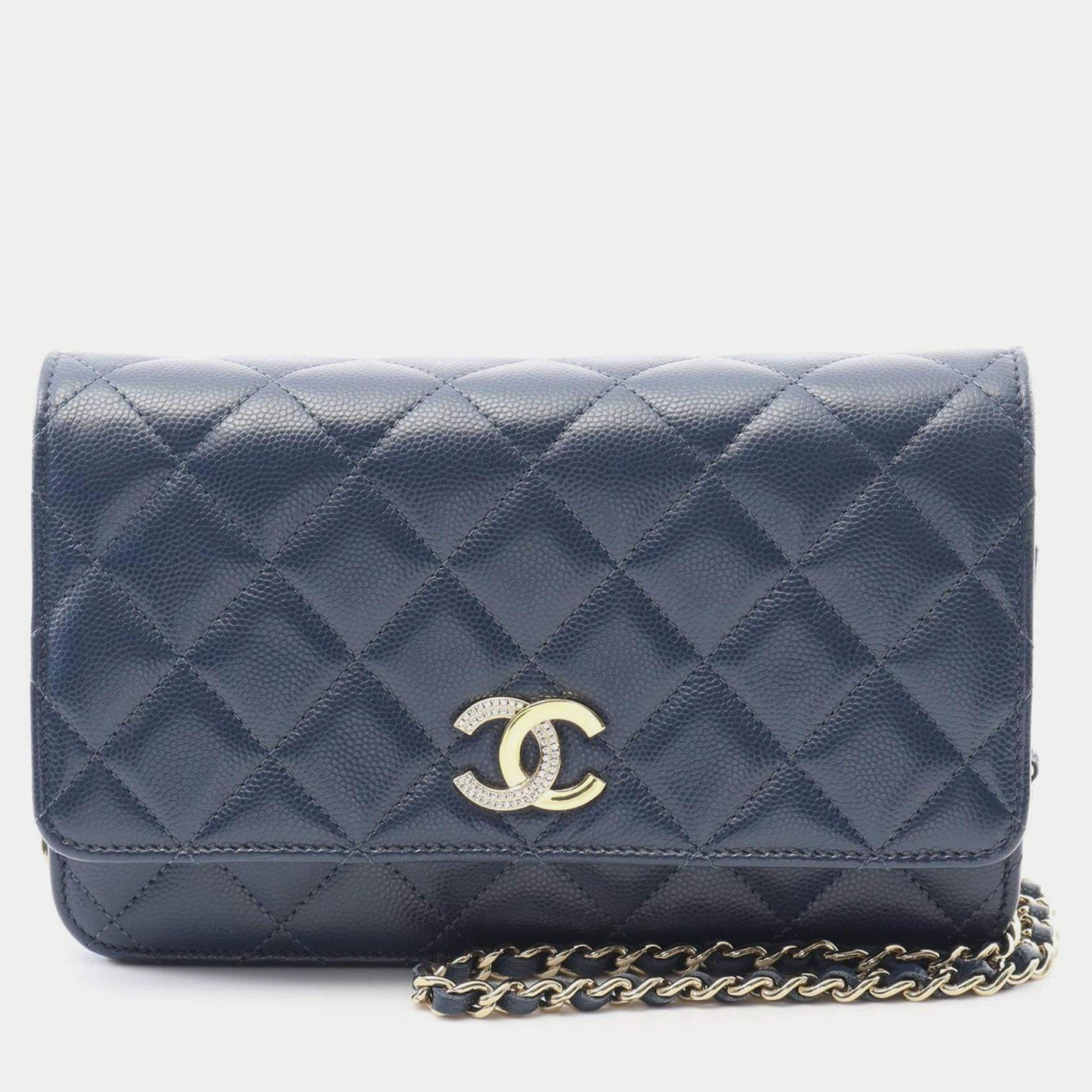 Pre Owned Chanel Matelasse Shoulder Bag In Calfskin Leather Navy Blue