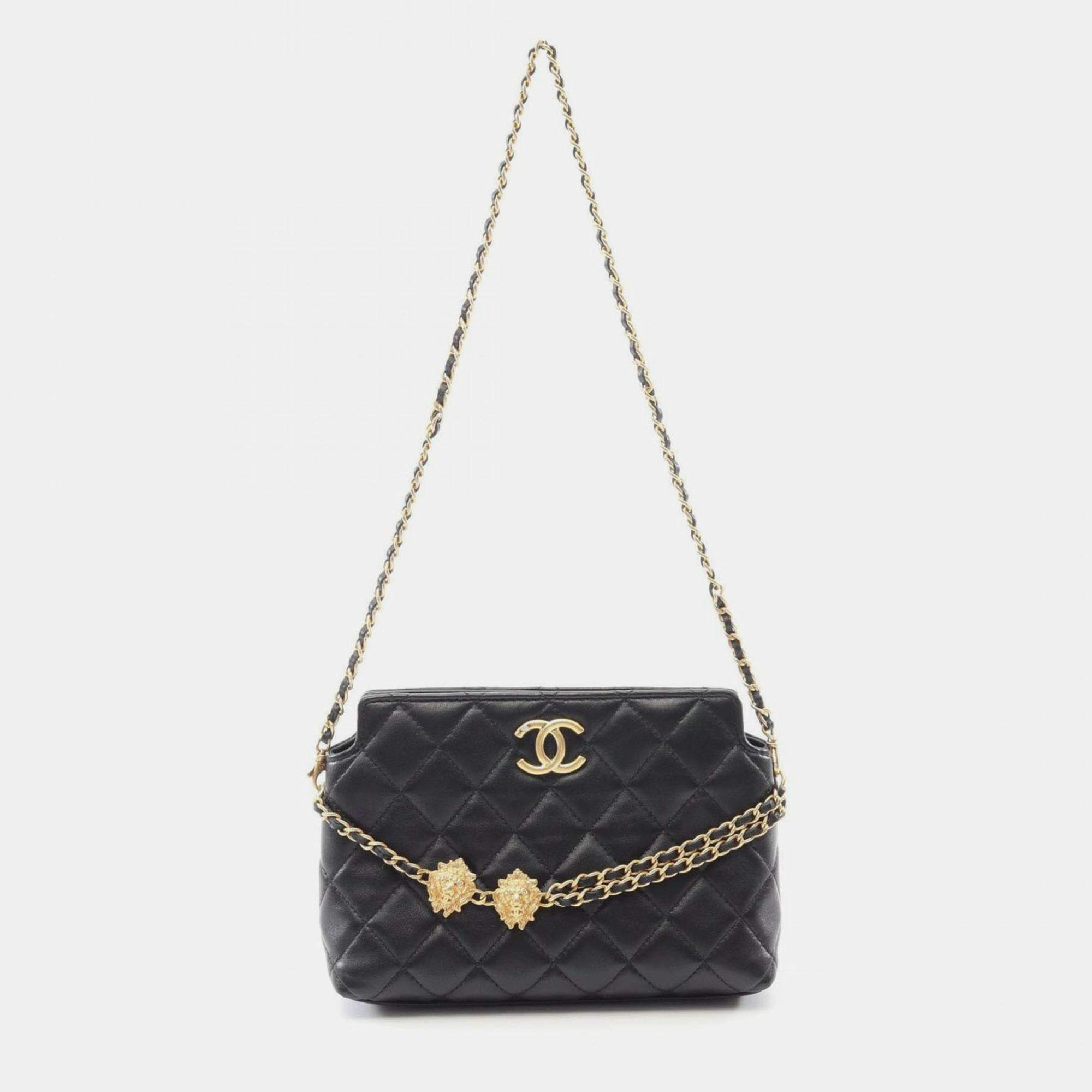 Pre Owned Chanel Matelasse Shoulder Bag Lambskin (Sheepskin) Black