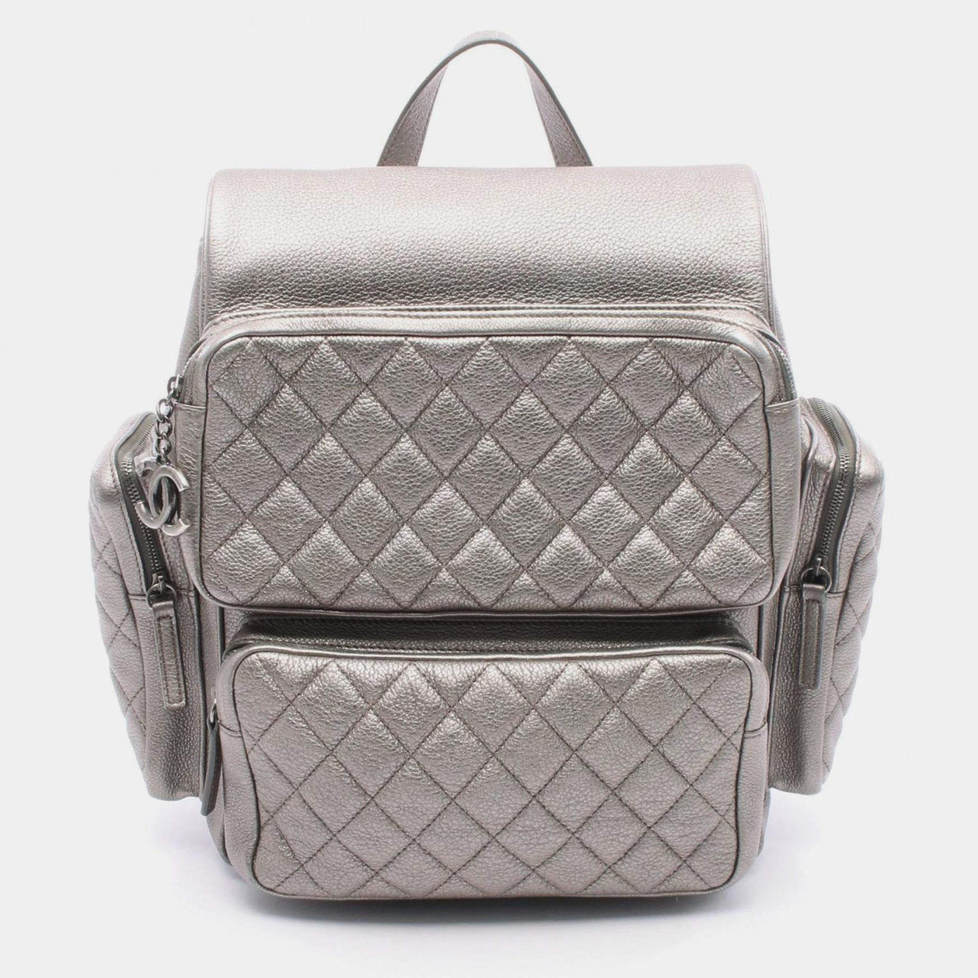 Pre Owned Chanel Matelasse Backpack Leather Silver