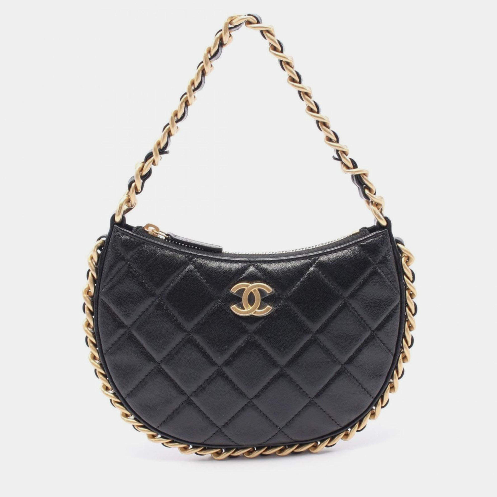 مملوكة مسبقًا حقيبة شانيال ماتلاس جلد أسود كتف