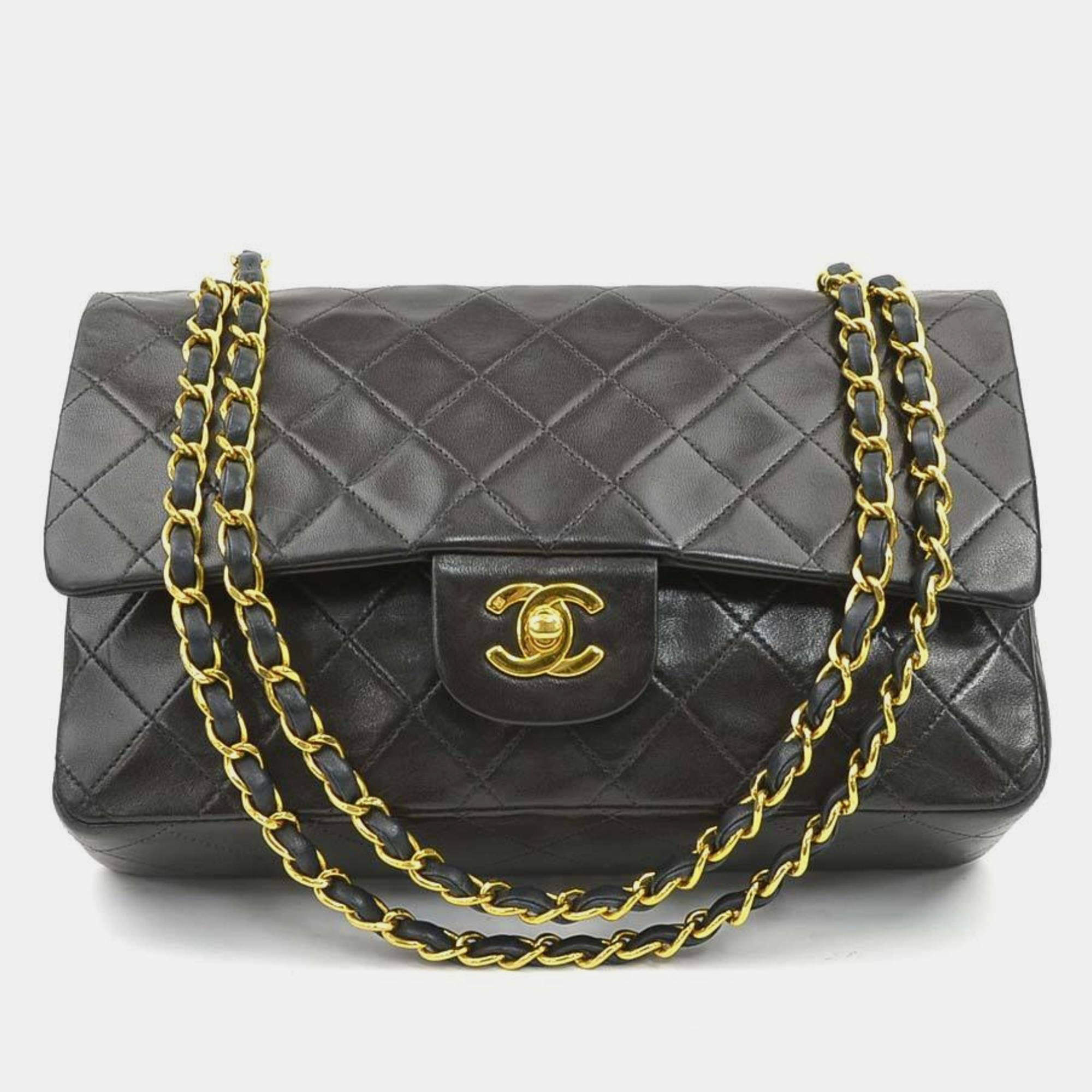 Pre Owned Chanel Matelasse Shoulder Bag With Double Flap Leather Metal Black And Gold