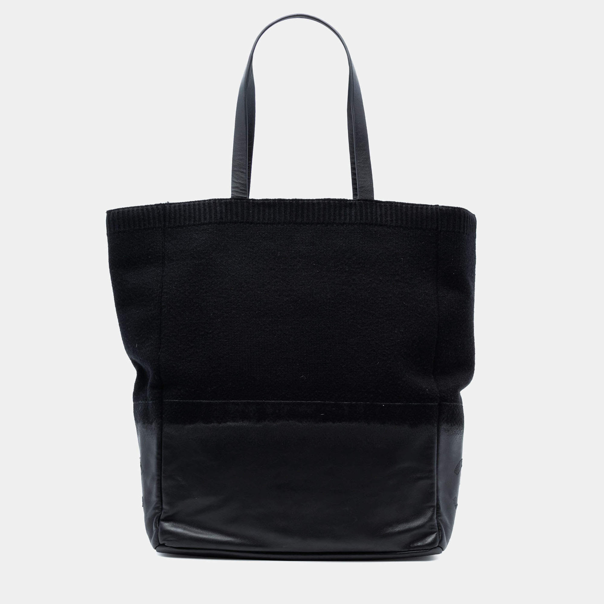 Pre Owned حقيبة يد توتس شانيل صوف وجلد أسود مزينة سي سي