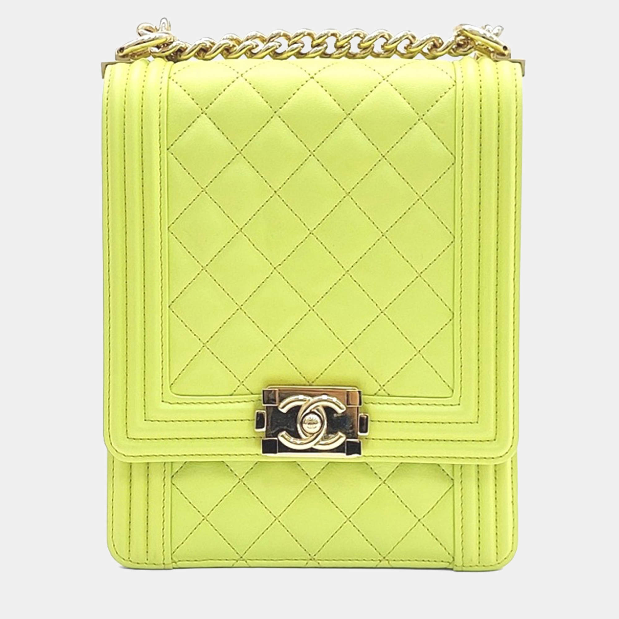 مملوكة مسبقًا Chanel Yellow Leather Boy Flap Bag