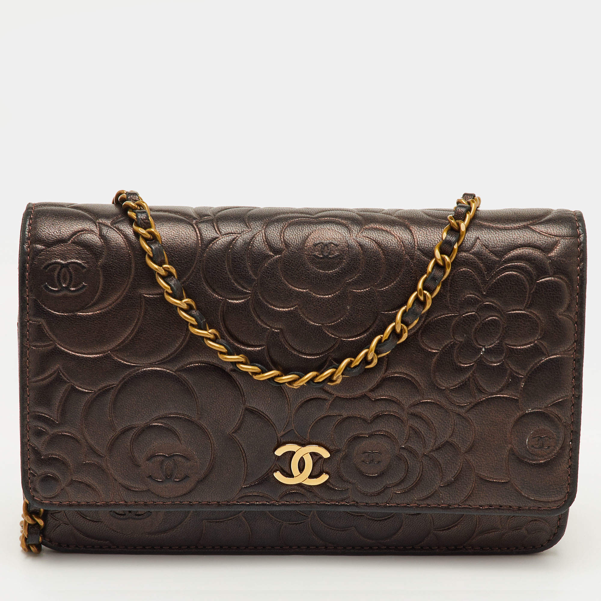 Pre Owned Chanel Metallic Embossed Camellia Leather CC Wallet On Chain