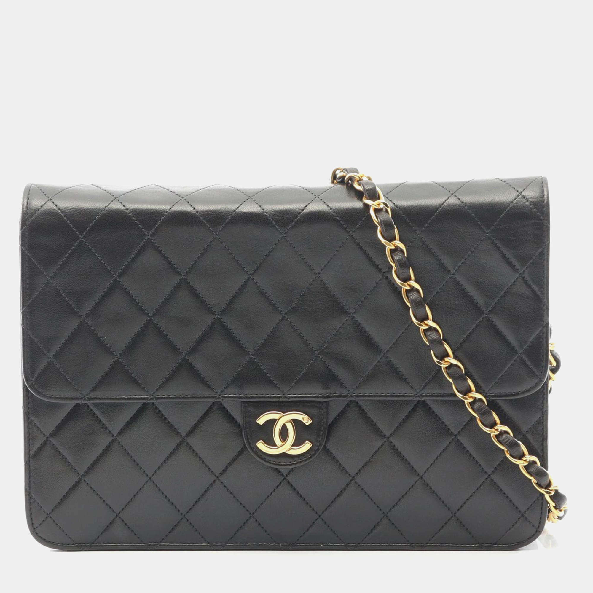 مملوكة مسبقًا Chanel Square Flap Black Quilted Leather Shoulder Bag