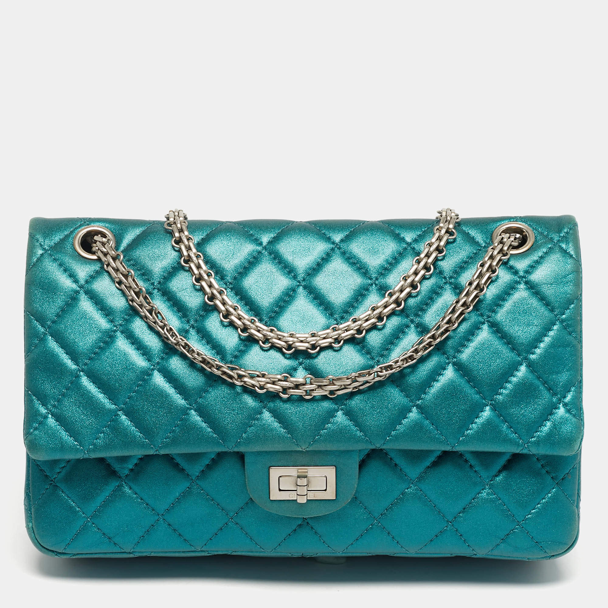 Pre Owned حقيبة شانيل ريشيو 2.55 266 جلد أخضر لامع بقلاب