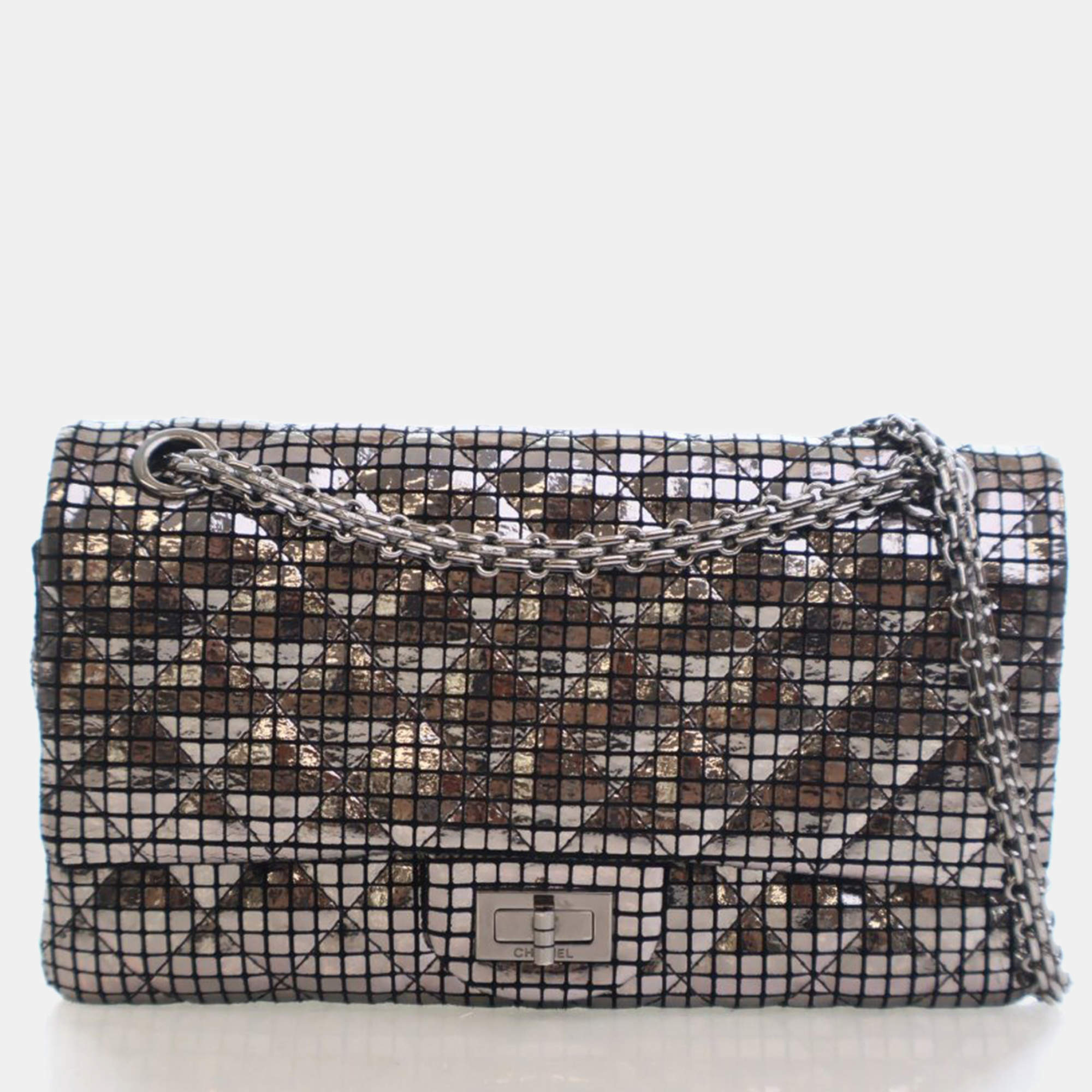 Pre Owned حقائب شانيل ميرا ريشو 2.55 فلاب 225