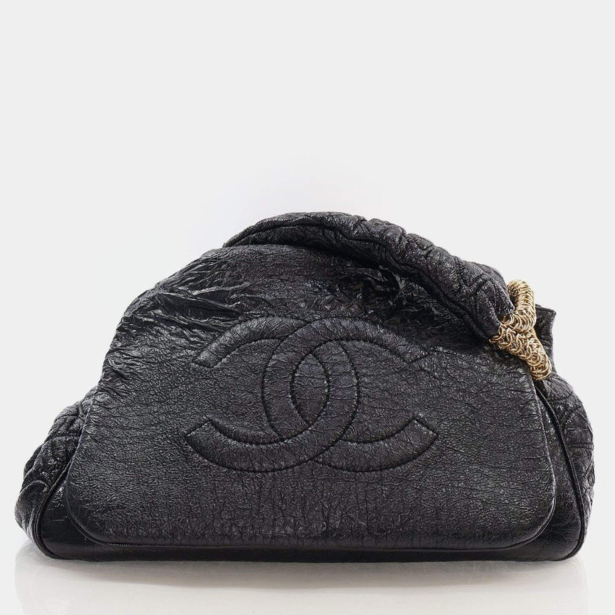 مملوكة مسبقًا حقيبة رفرف أكورديون شانيل فينيل سوداء متوسطة روديو درايف