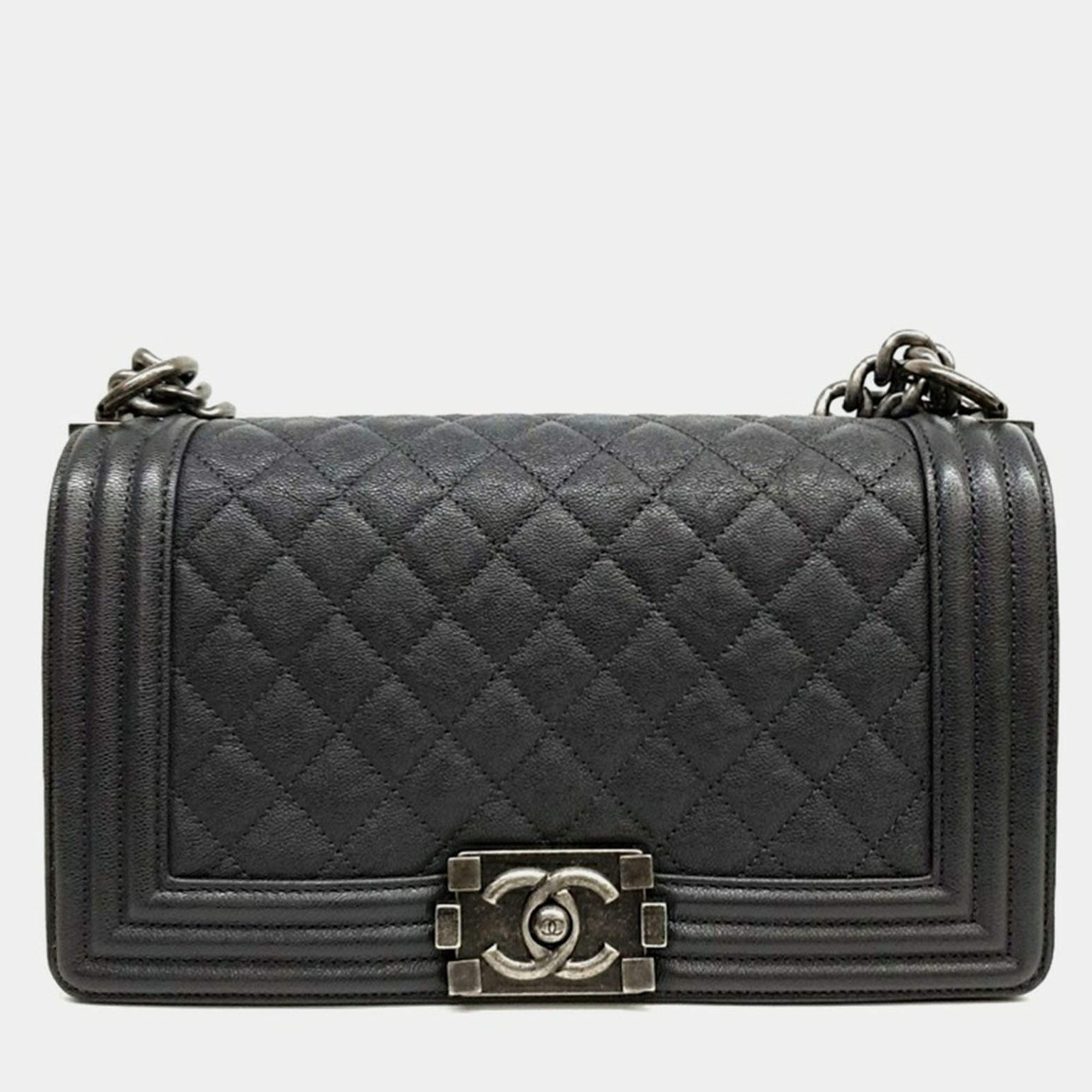 Pre Owned Chanel Grey Leather Caviar Boy Bag Medium