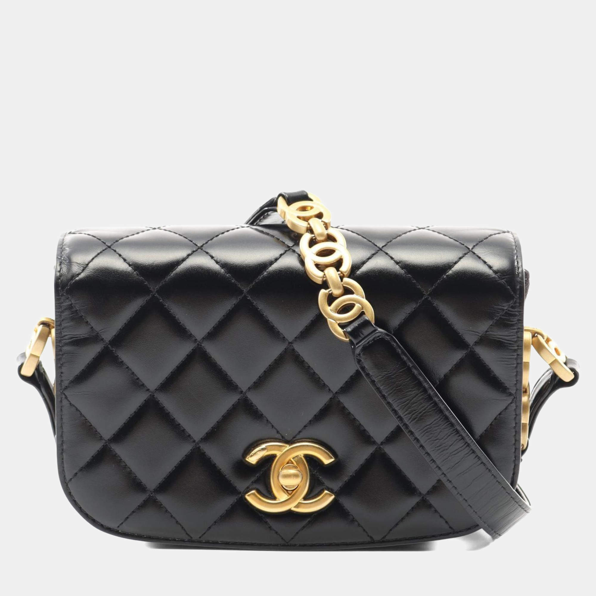 مملوكة مسبقًا Chanel Matelasse Shoulder Bag Leather Suede Black