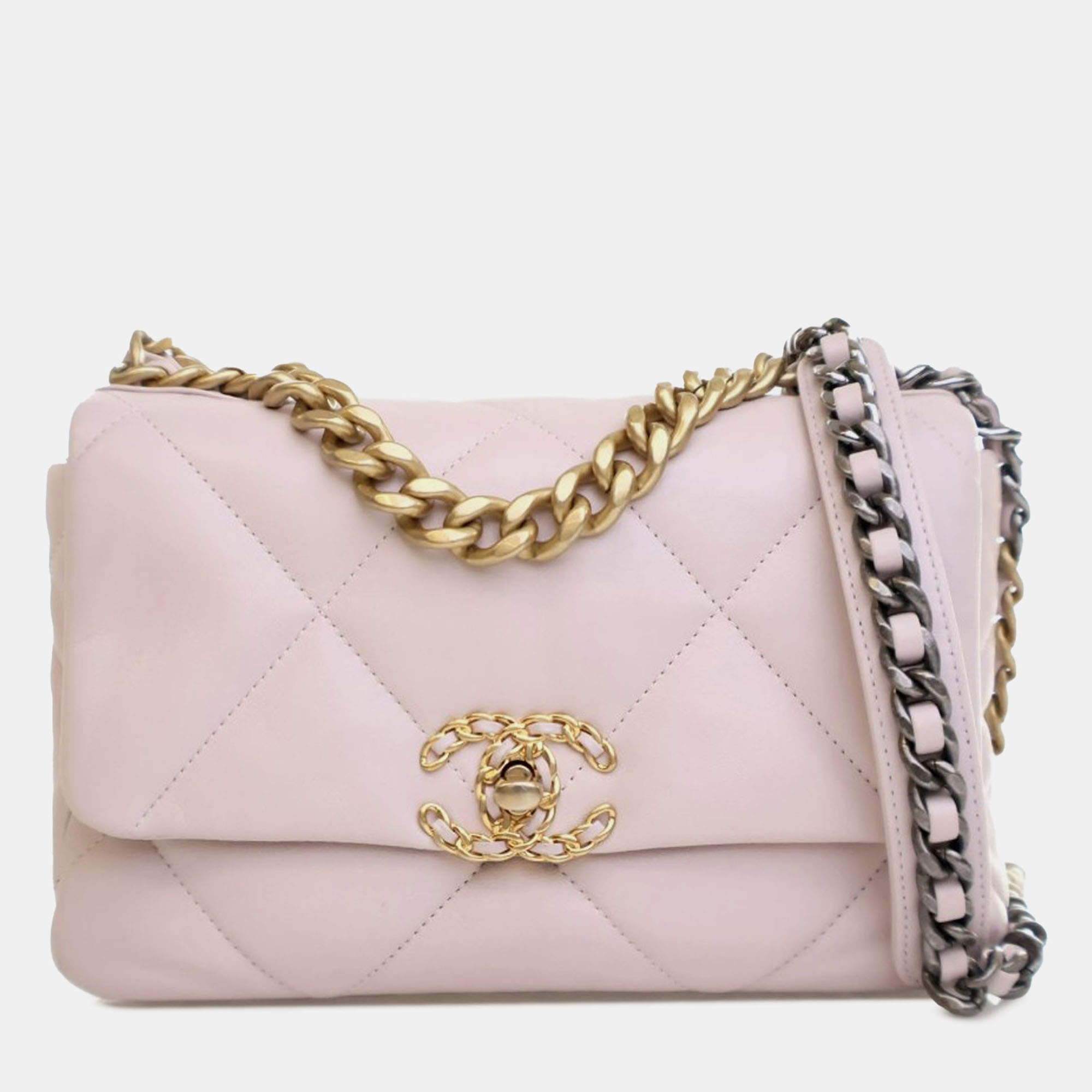 مملوكة مسبقًا Chanel Pink Medium Lambskin 19 Flap