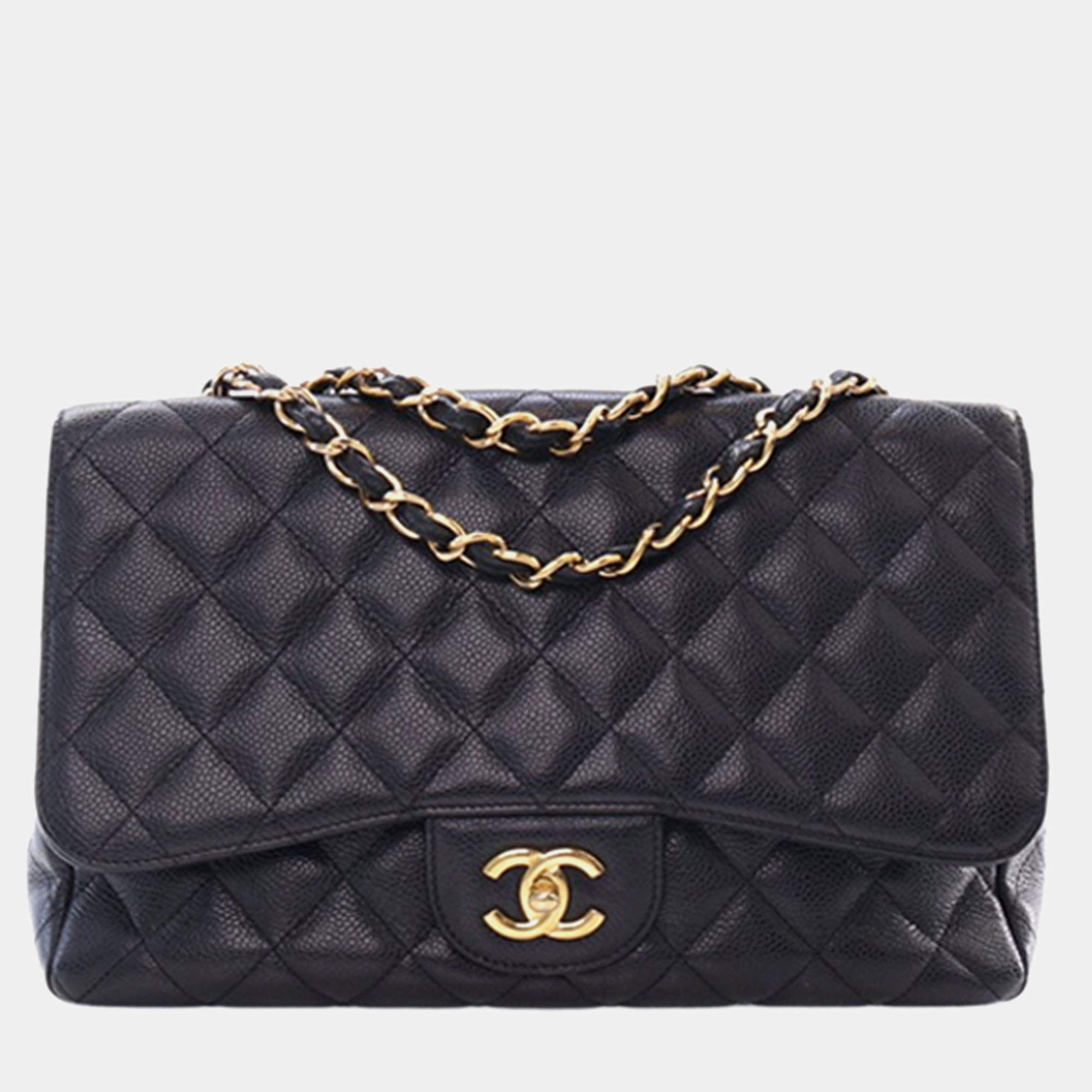 مملوكة مسبقًا Chanel Black Jumbo Classic Caviar Single Flap