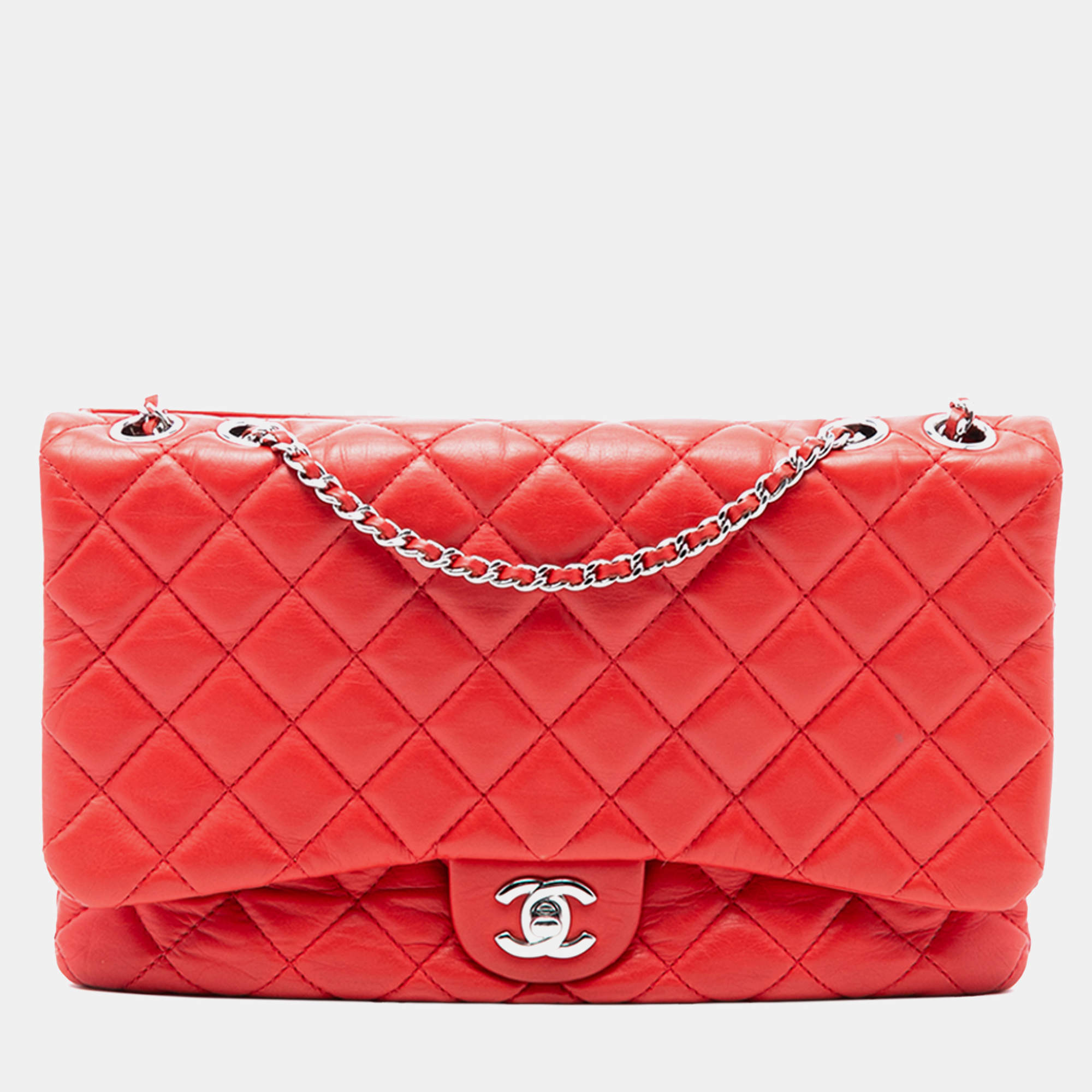 Pre Owned حقيبة شانيل رفرف لمسة ناعمة جلد عجل مبطن عملاق أحمر