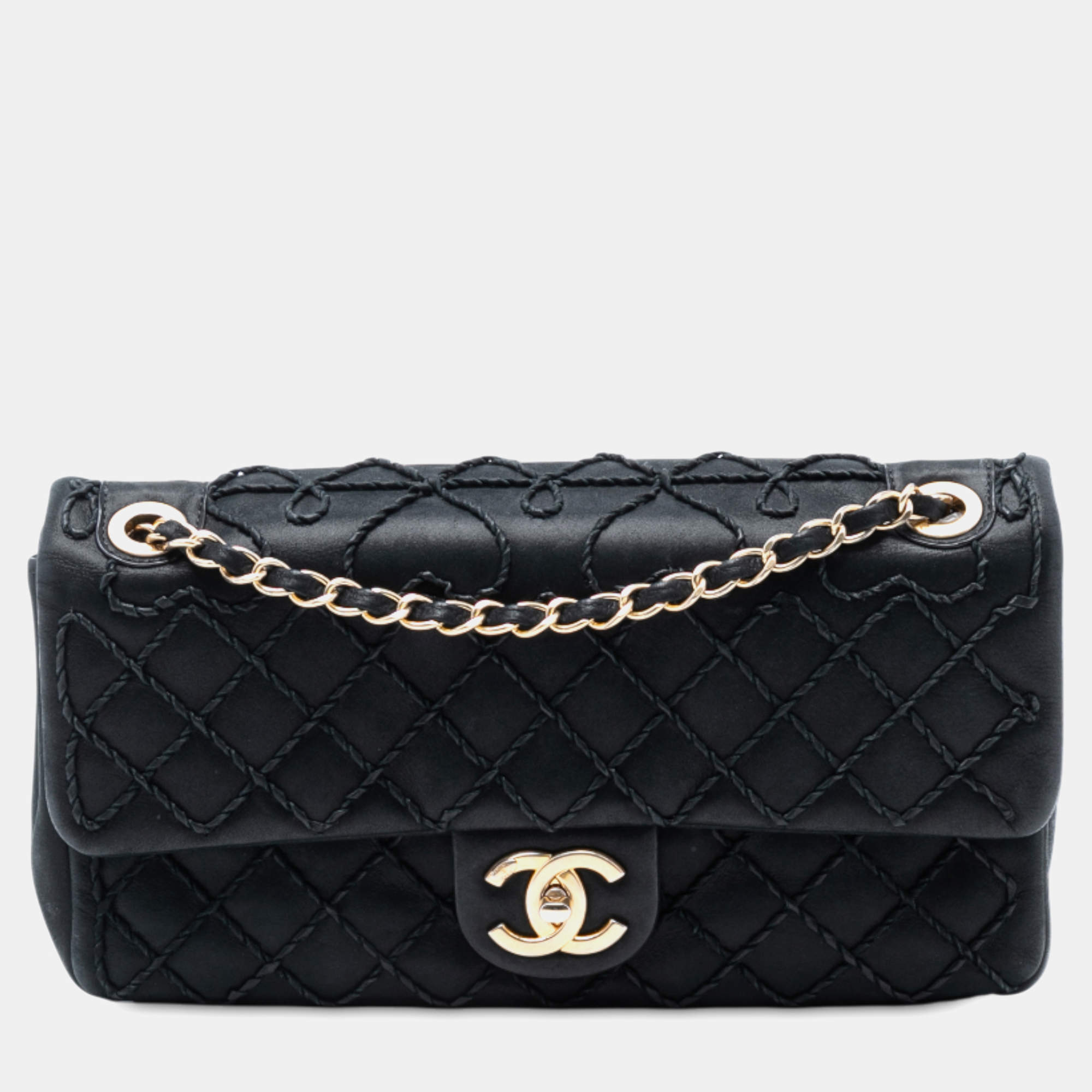 مملوكة مسبقًا Chanel Black Calfskin Ultra Stitch Heart Flap