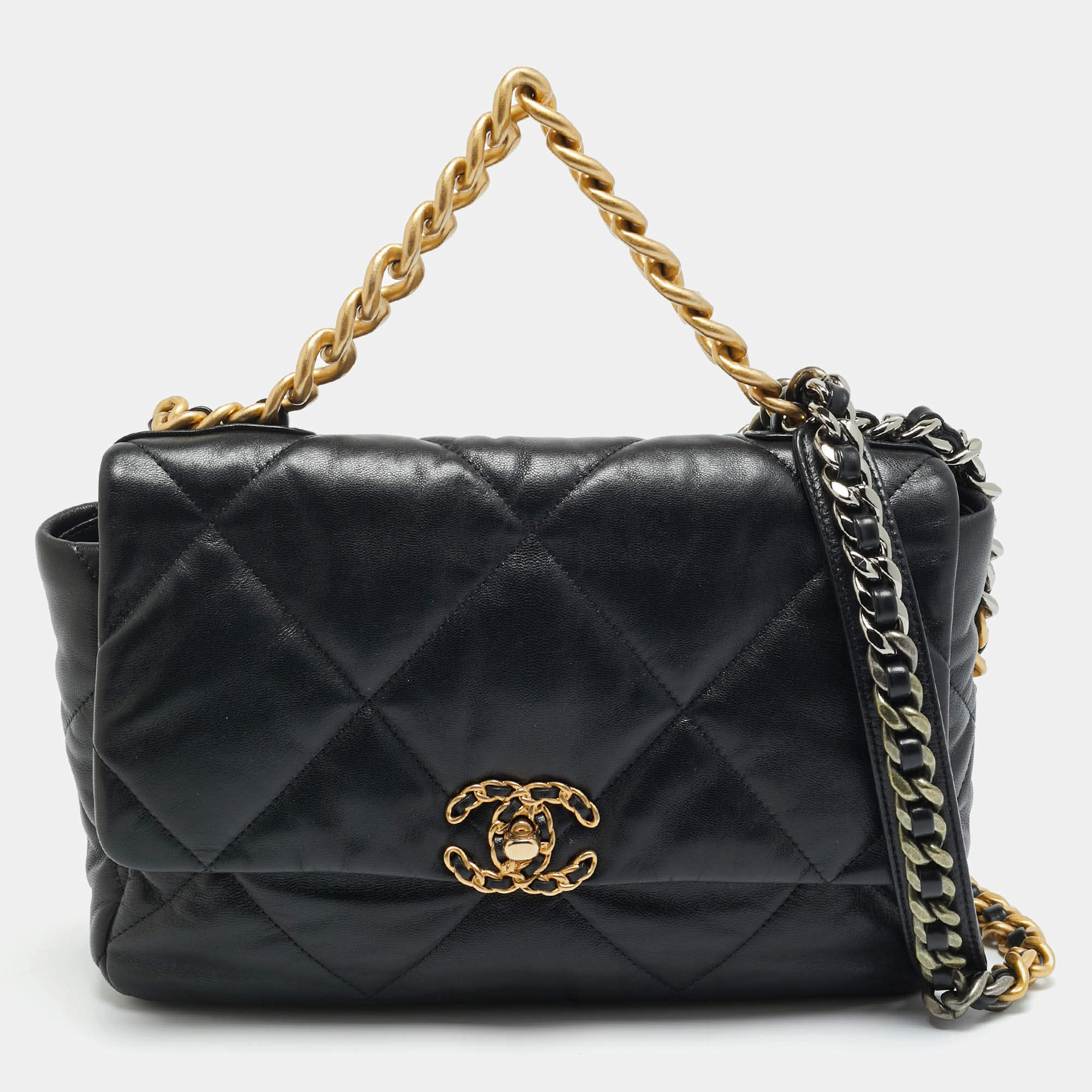 مملوكة مسبقًا Chanel 19 Large Black Quilted Leather Flap Bag