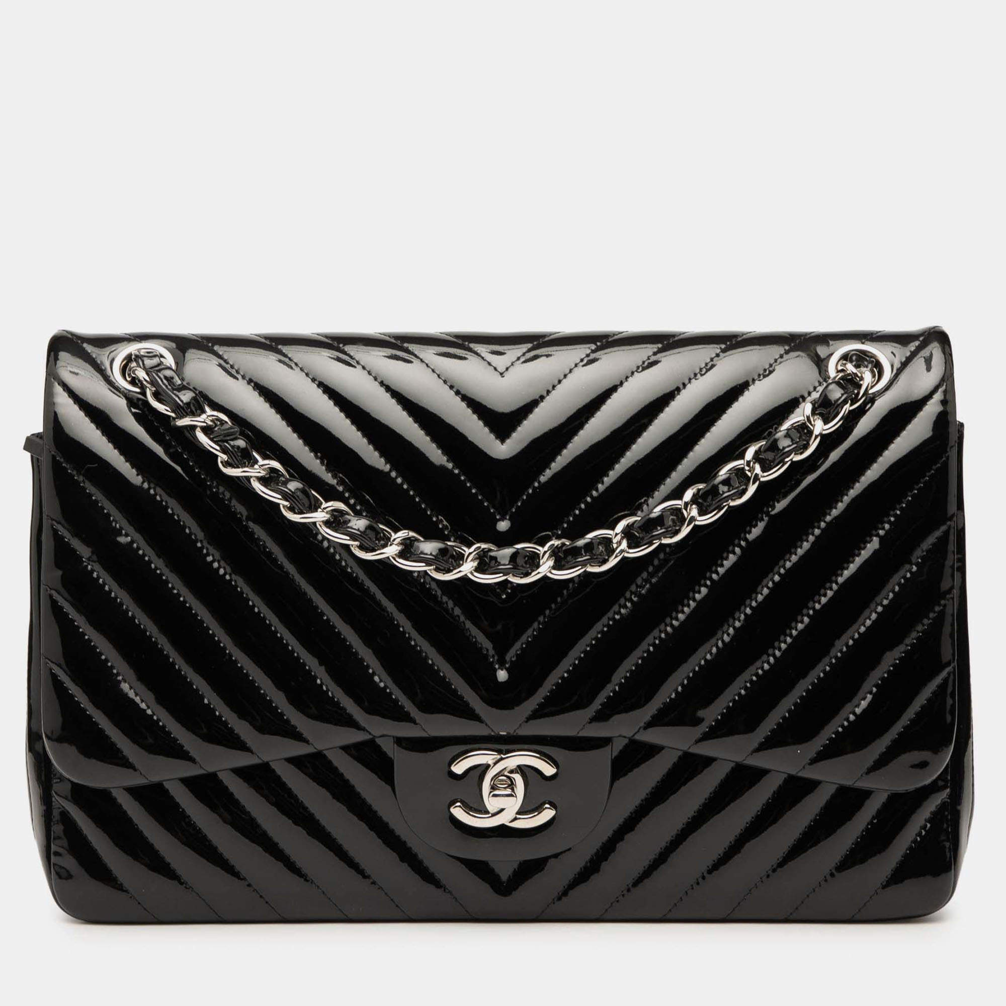 Pre Owned Chanel Black Jumbo Classic Chevron Patent Double Flap