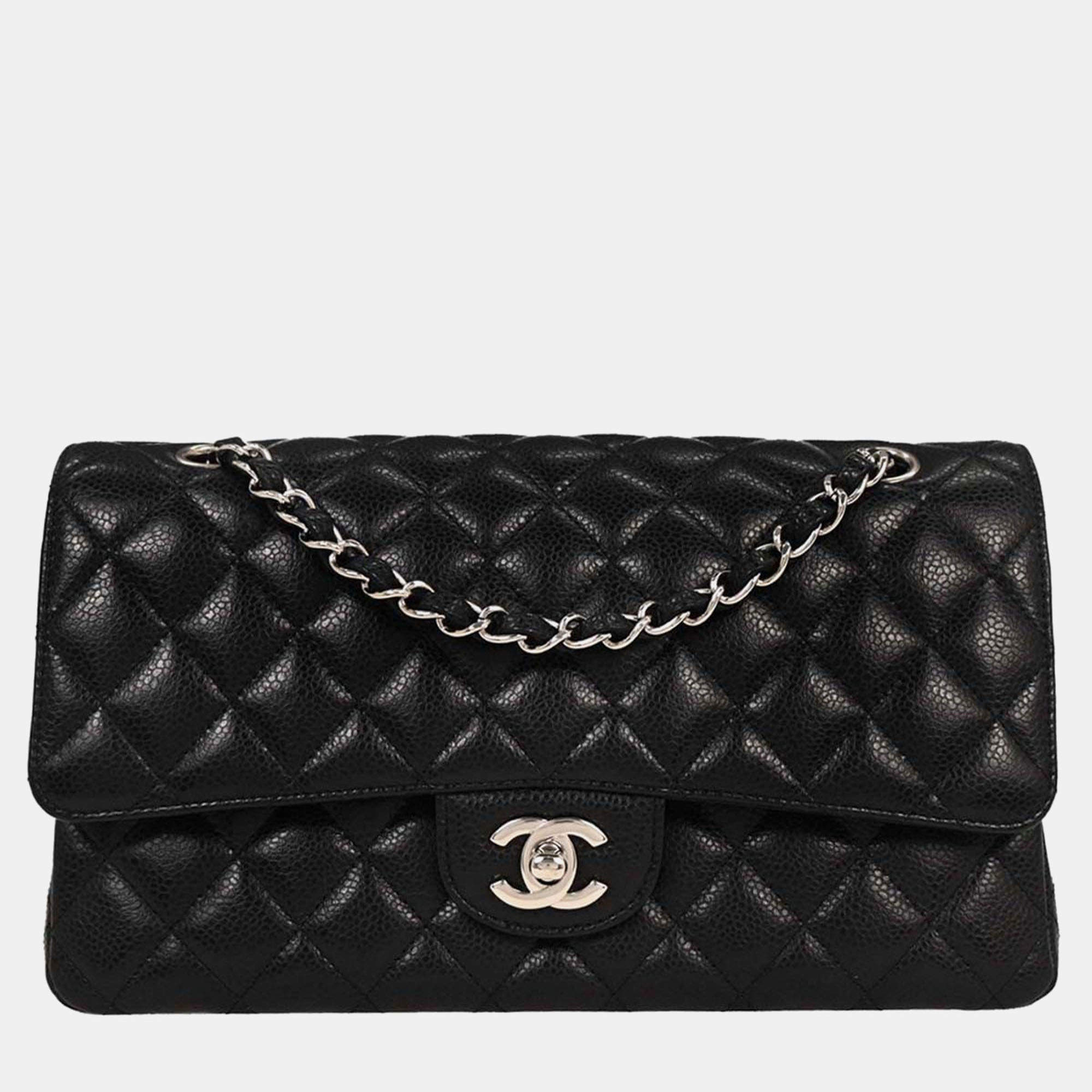 مملوكة مسبقًا حقيبة كتف شانيل كلاسيكية قلاب مزدوج سوداء جلد عجل متوسطة