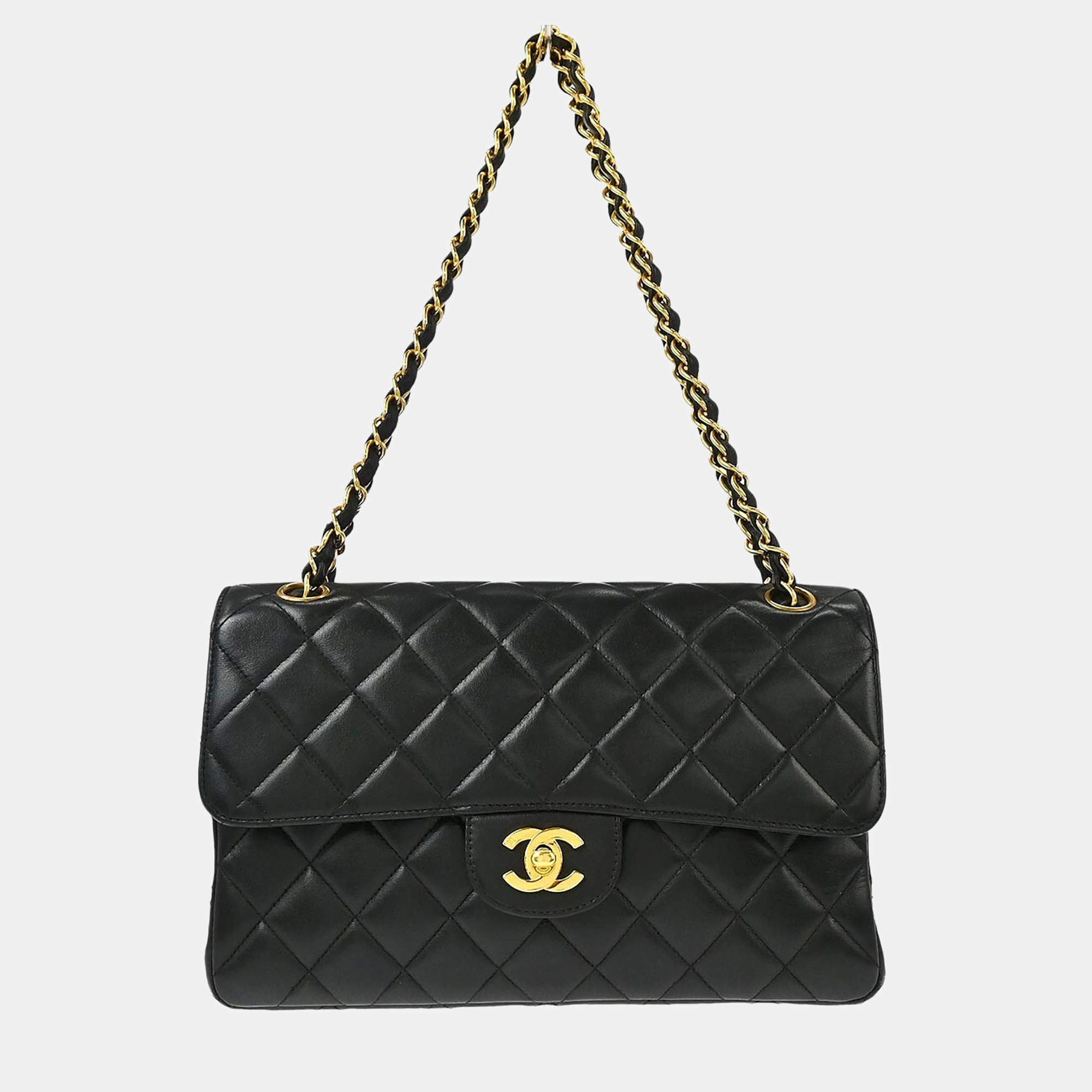 مملوكة مسبقًا حقيبة كتف شانيل جلد خروف أسود كلاسيكية بوجهين قابلة للطي