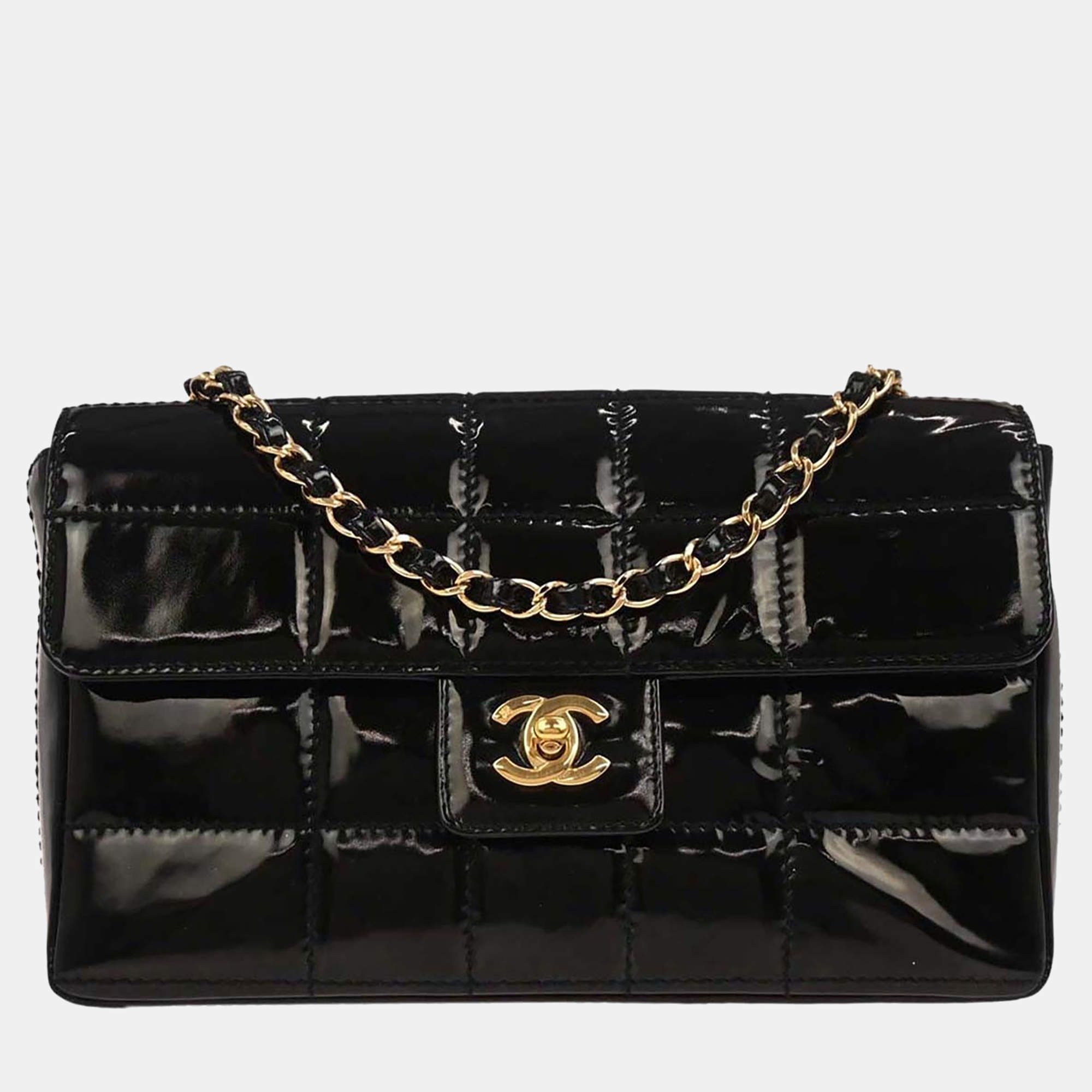 Pre Owned Chanel Black Patent Leather Choco Bar Single Flap Shoulder Bag