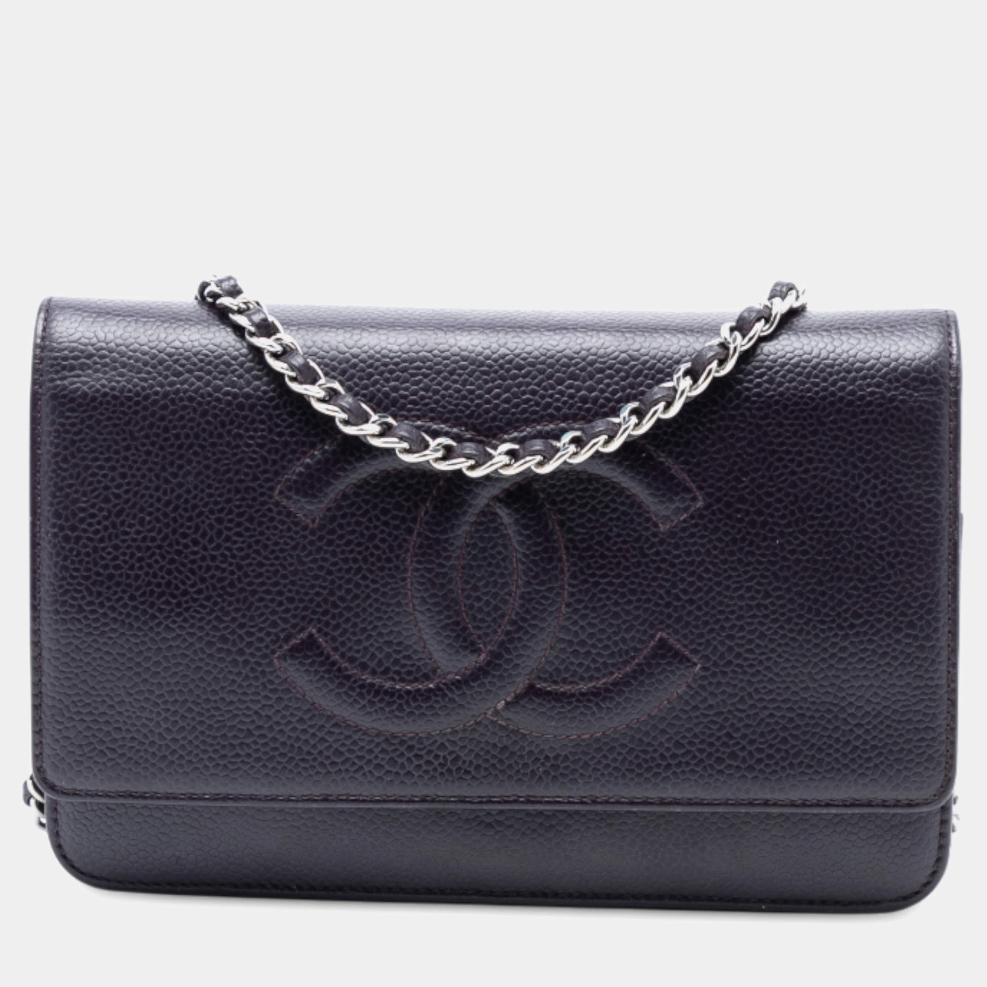 مملوكة مسبقًا Chanel Purple CC Caviar Wallet On Chain