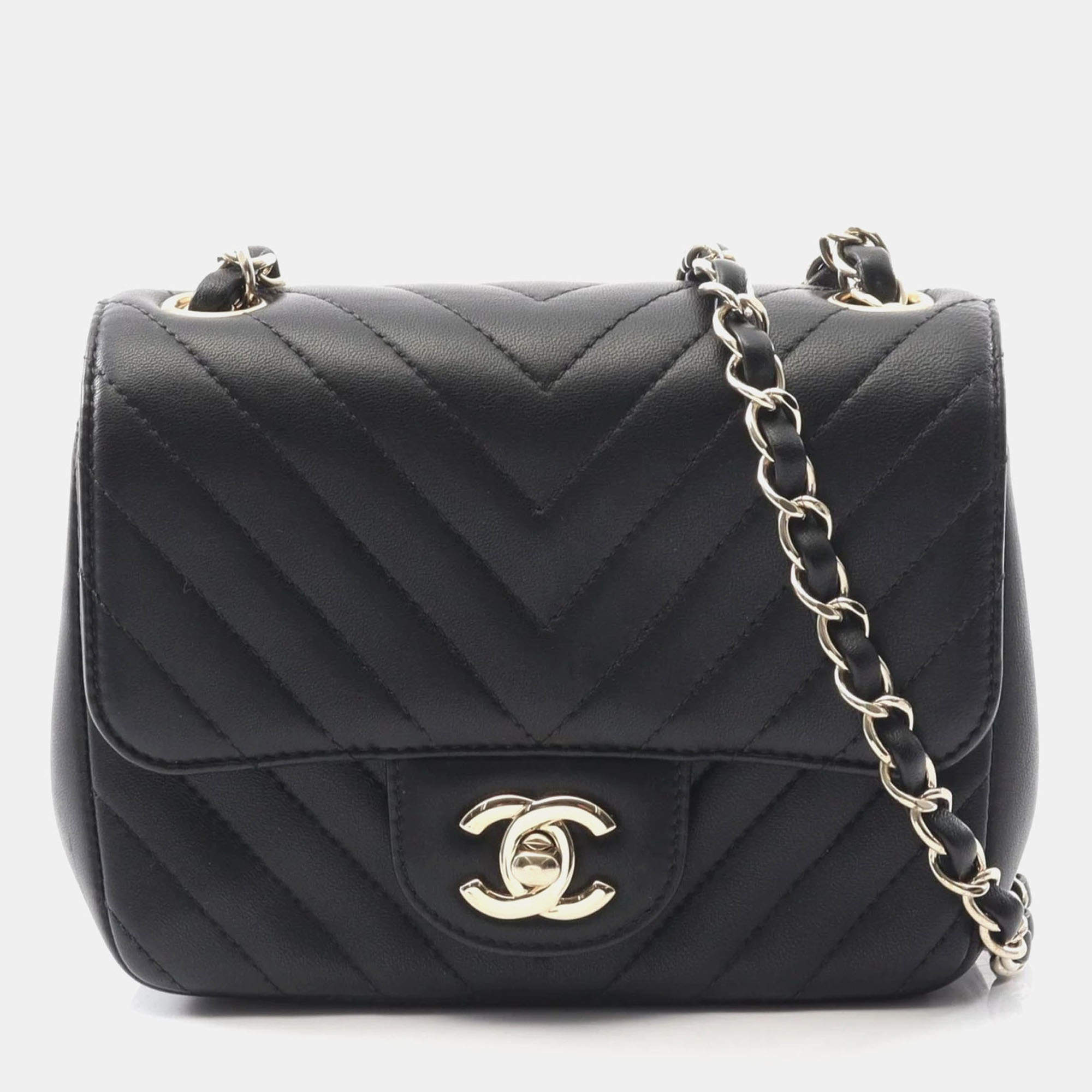 Pre Owned Chanel Chevron V-Stitch Shoulder Bag In Lambskin Leather Black