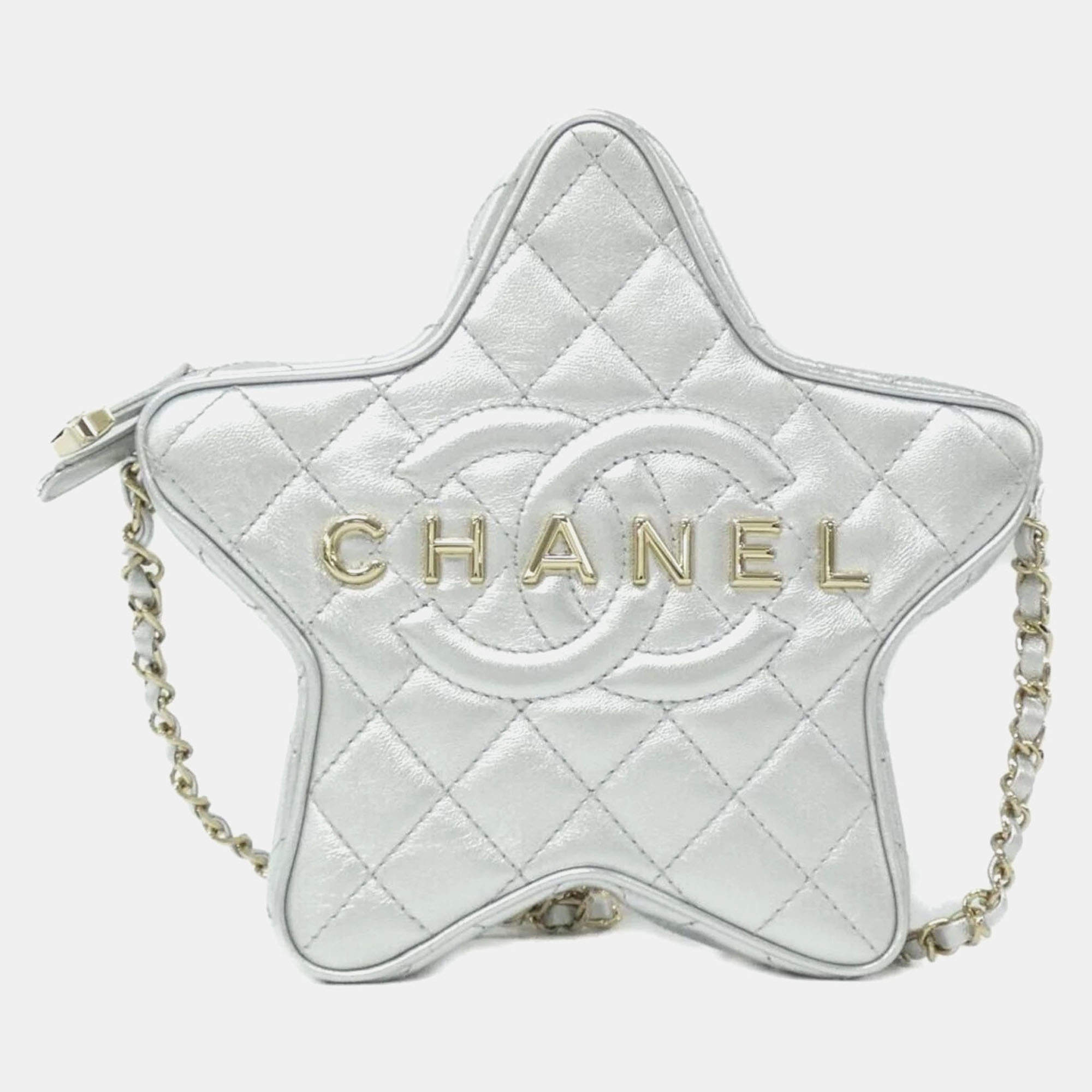 Pre Owned Chanel Silver Leather Shoulder Bag