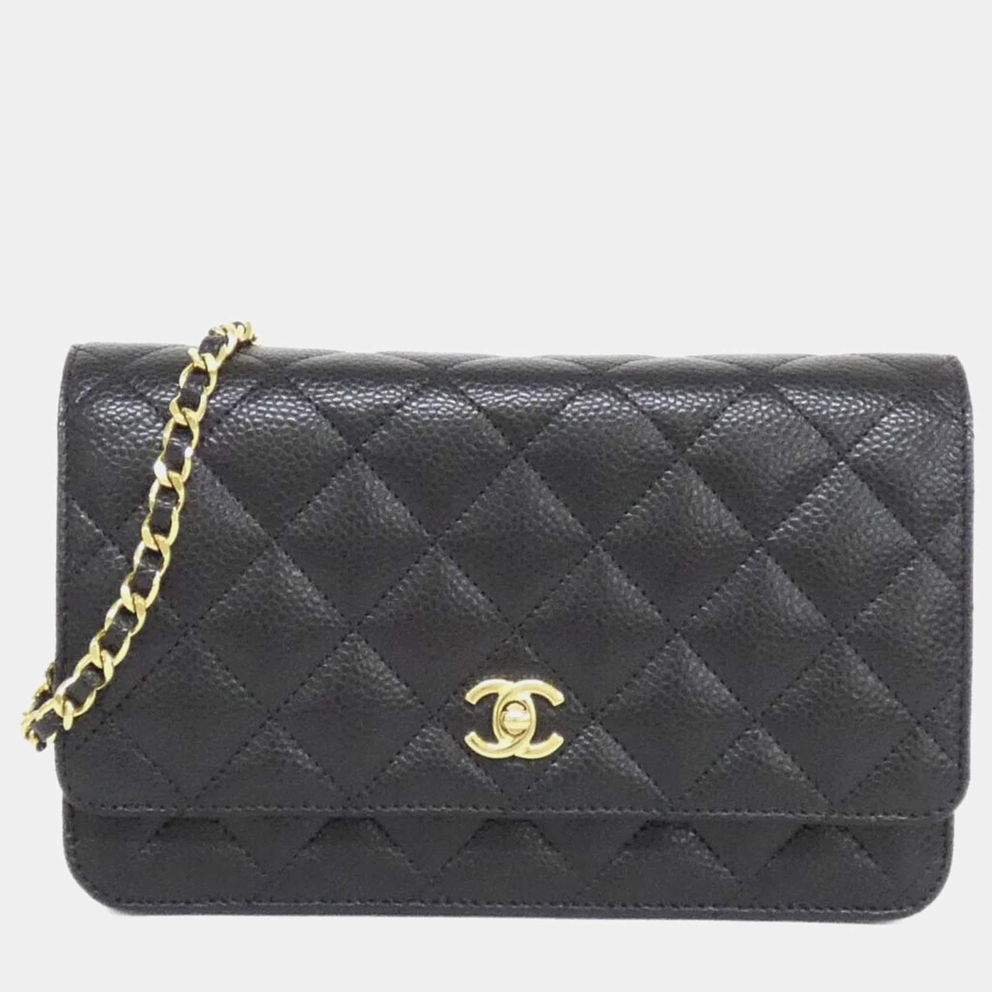 مملوكة مسبقًا Chanel Black Leather Chain Wallet