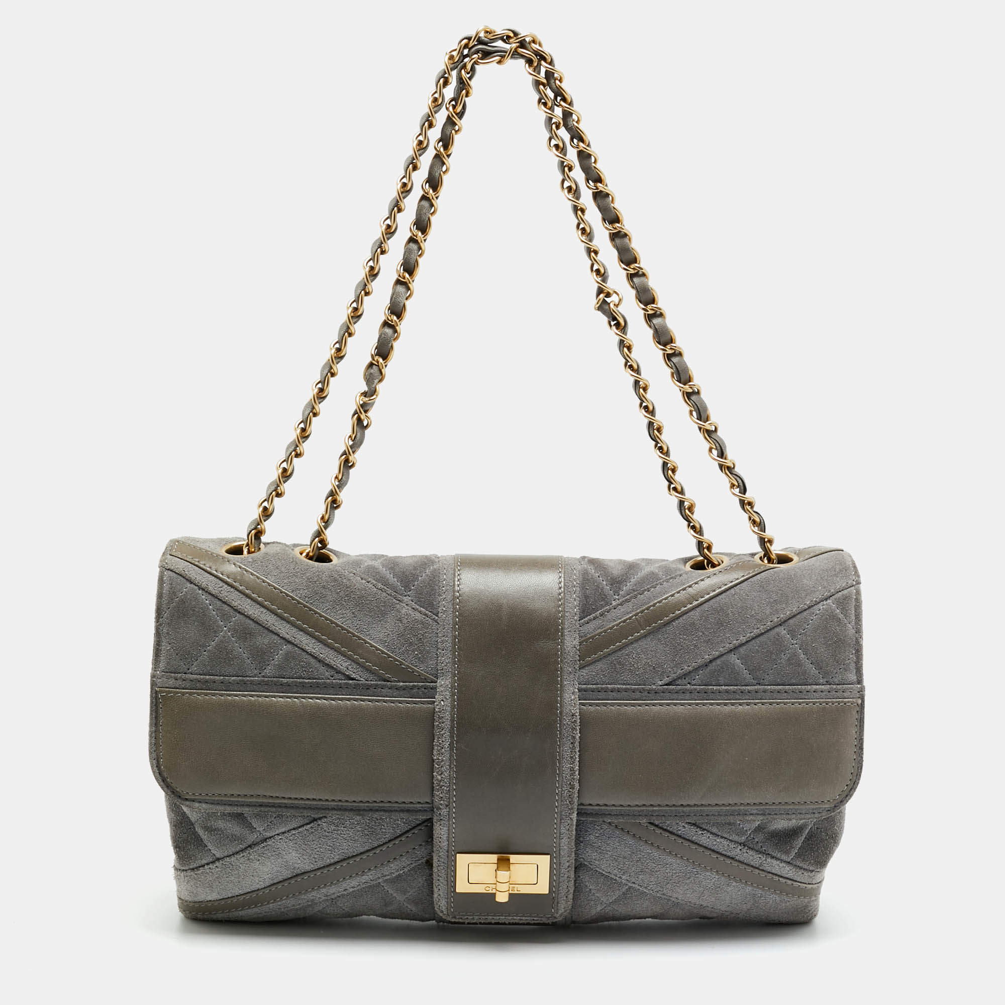مملوكة مسبقًا Chanel Union Jack Reissue Grey Quilted Leather and Suede Flap Bag