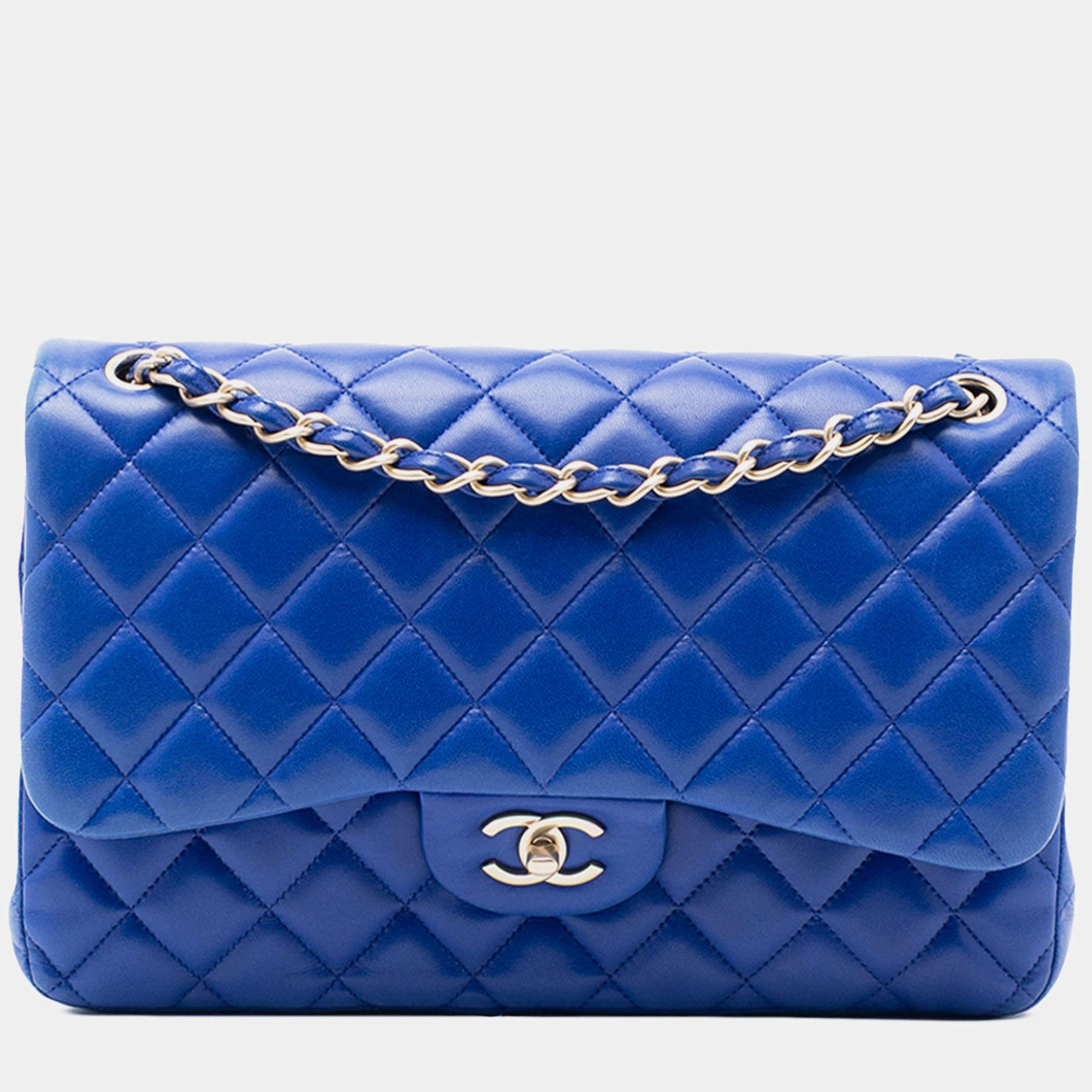 مملوكة مسبقًا Chanel Blue Jumbo Classic Lambskin Double Flap