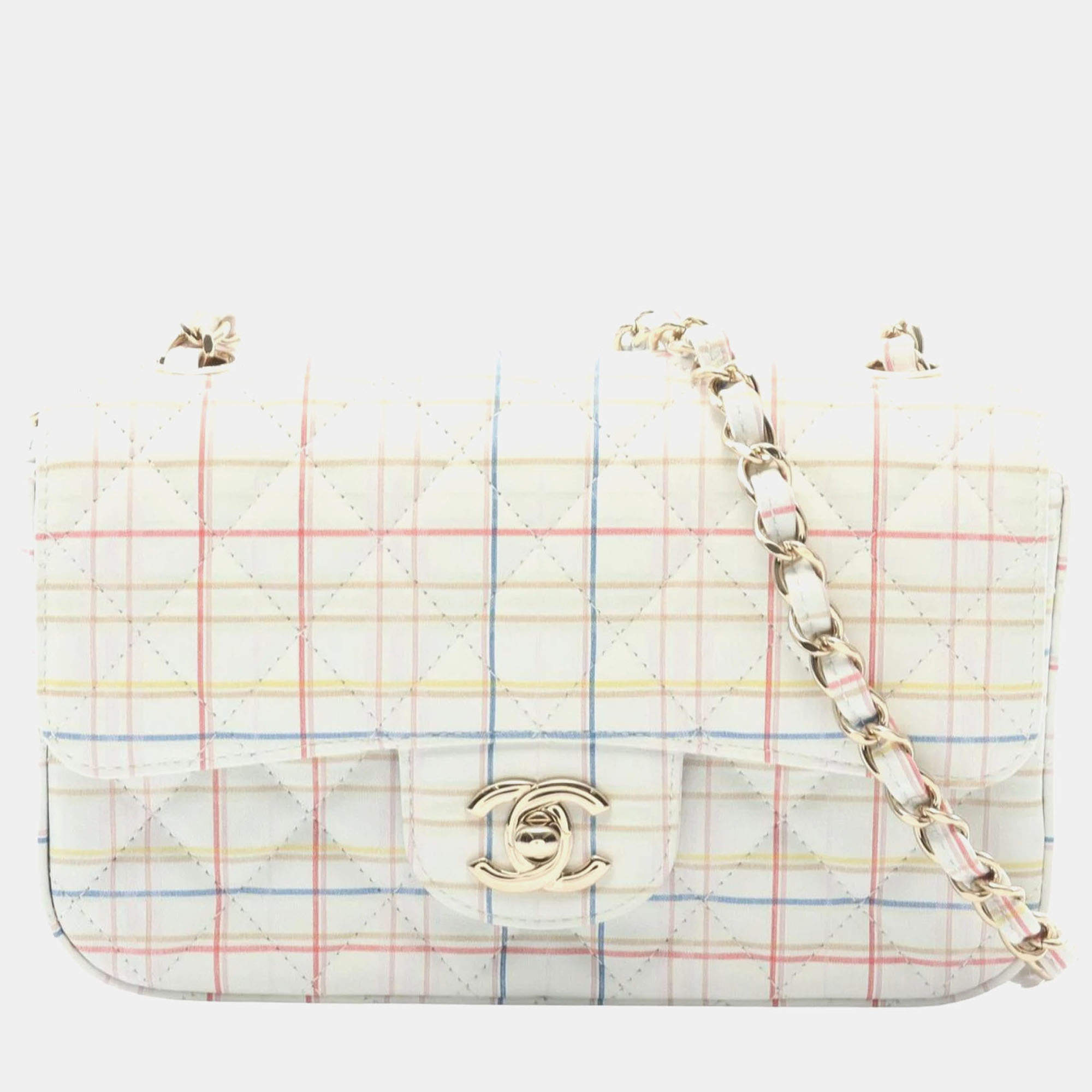 مملوكة مسبقًا Chanel Mini Matelasse 20 Shoulder Bag Leather White Multicolor