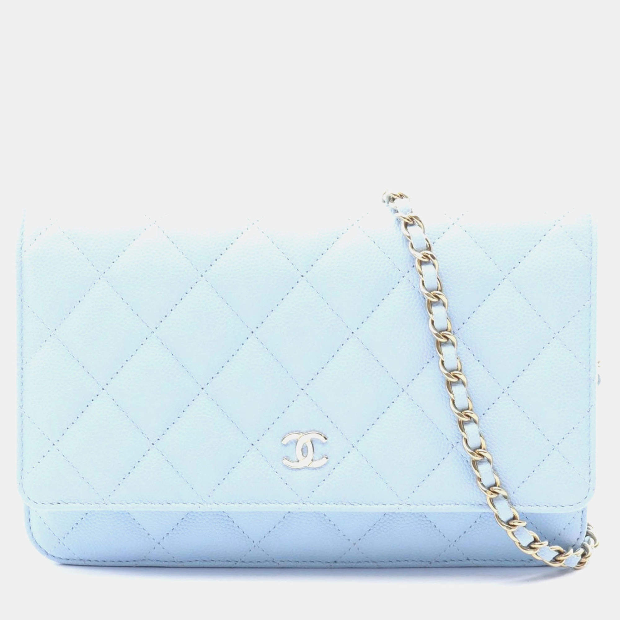 مملوكة مسبقًا Chanel Matelasse Shoulder Bag In Grained Calfskin Caviar Leather Blue