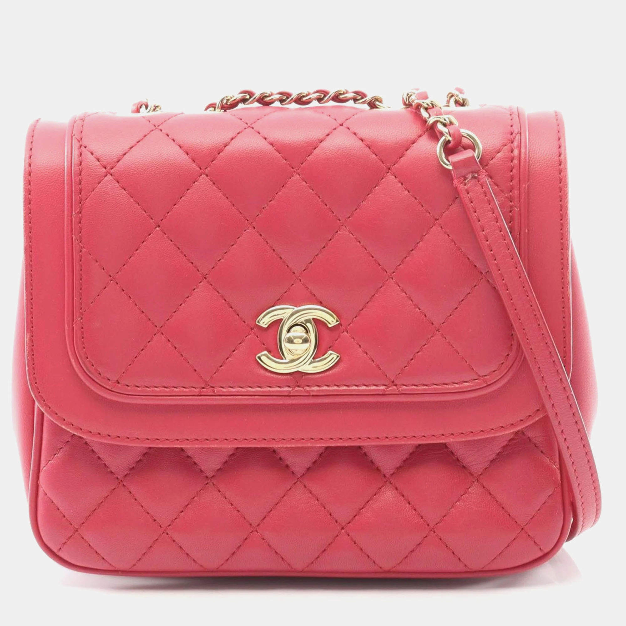 مملوكة مسبقًا Chanel Matelasse Shoulder Bag In Lambskin Leather Pink