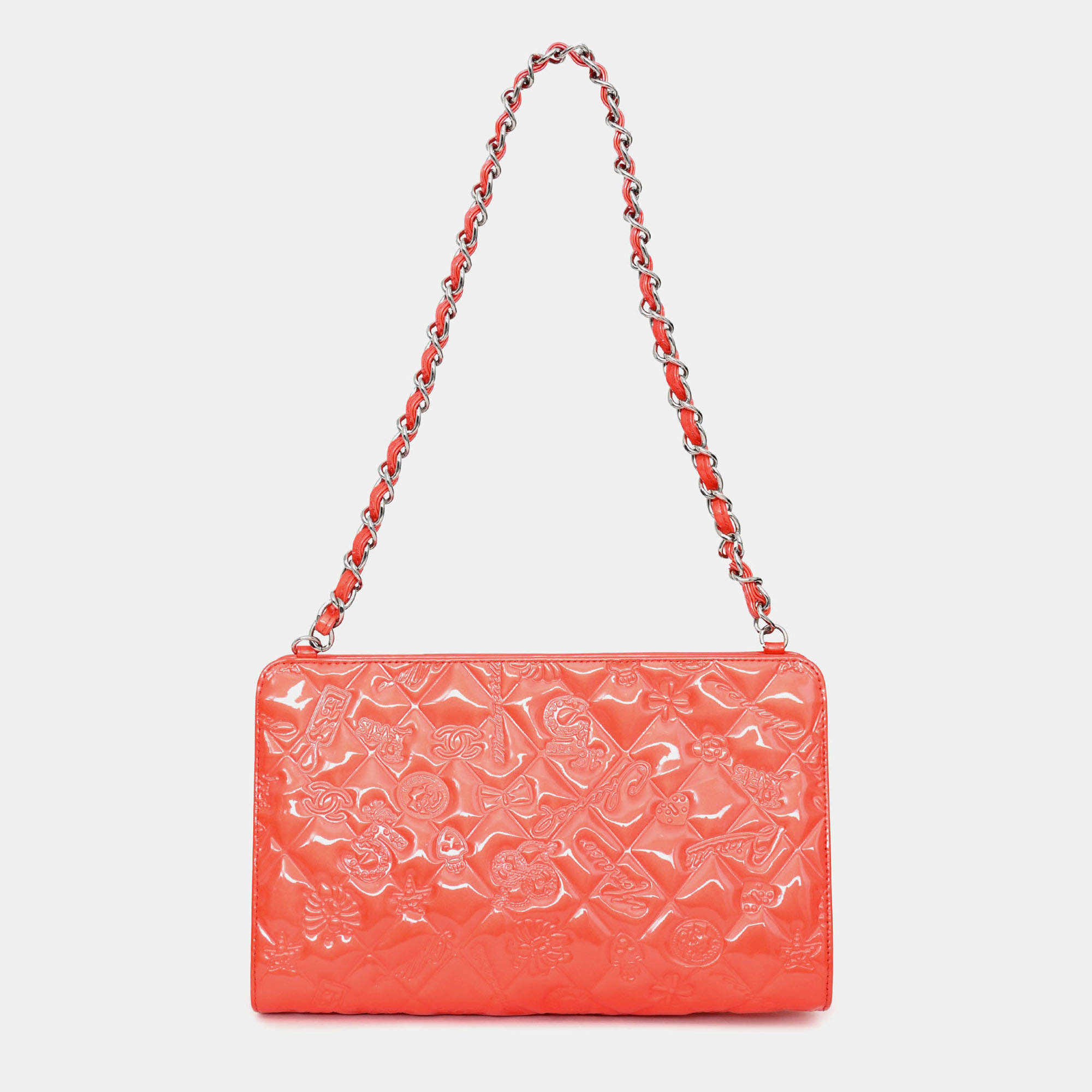 مملوكة مسبقًا Chanel 2006-2008 Orange Patent Lucky Symbols Pochette