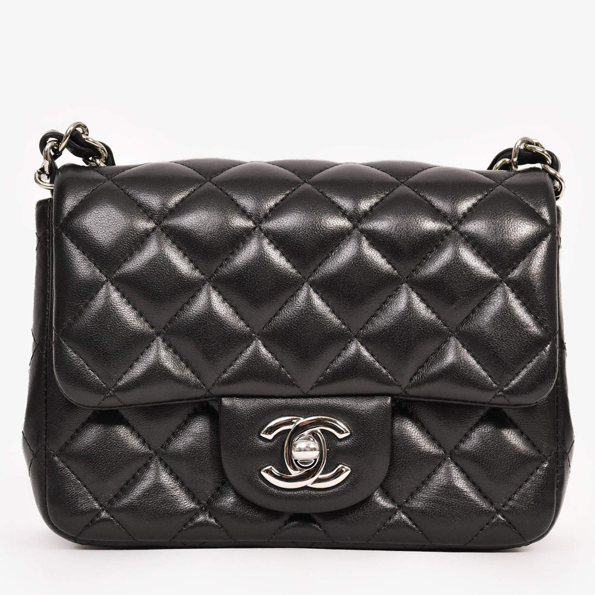 مملوكة مسبقًا Chanel 2019 Black Lambskin Mini Square Flap Crossbody SHW