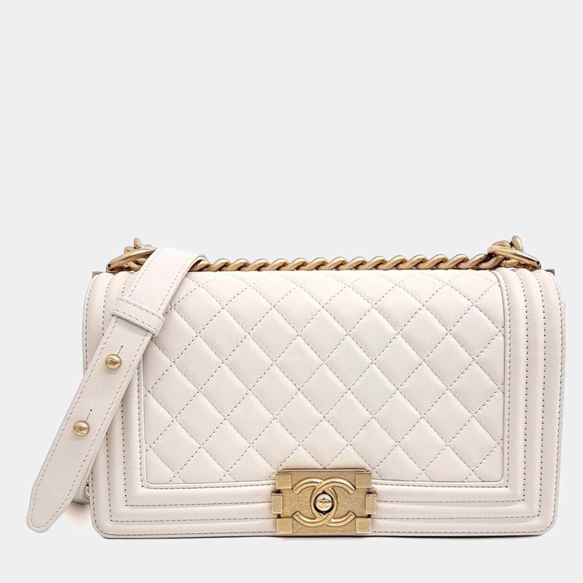Pre Owned Chanel Cream Leather Boy Bag Medium