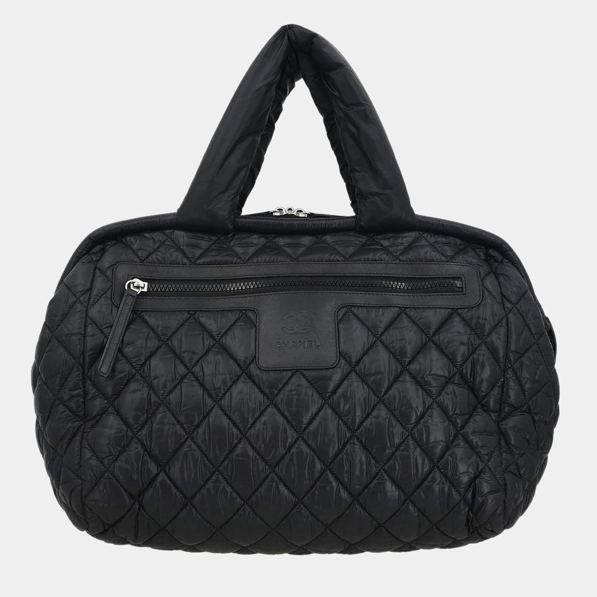 مملوكة مسبقًا Chanel Black Nylon Coco Cocoon Bowling Bag Handbag