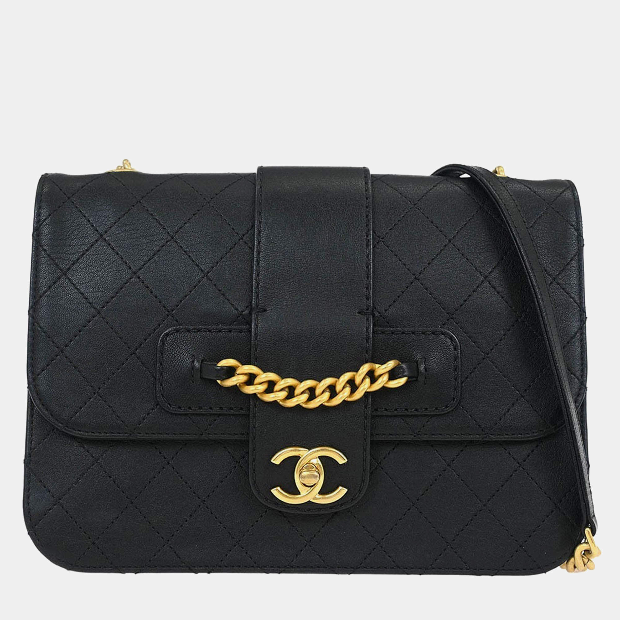 مملوكة مسبقًا Chanel Black Calfskin Shoulder Bag