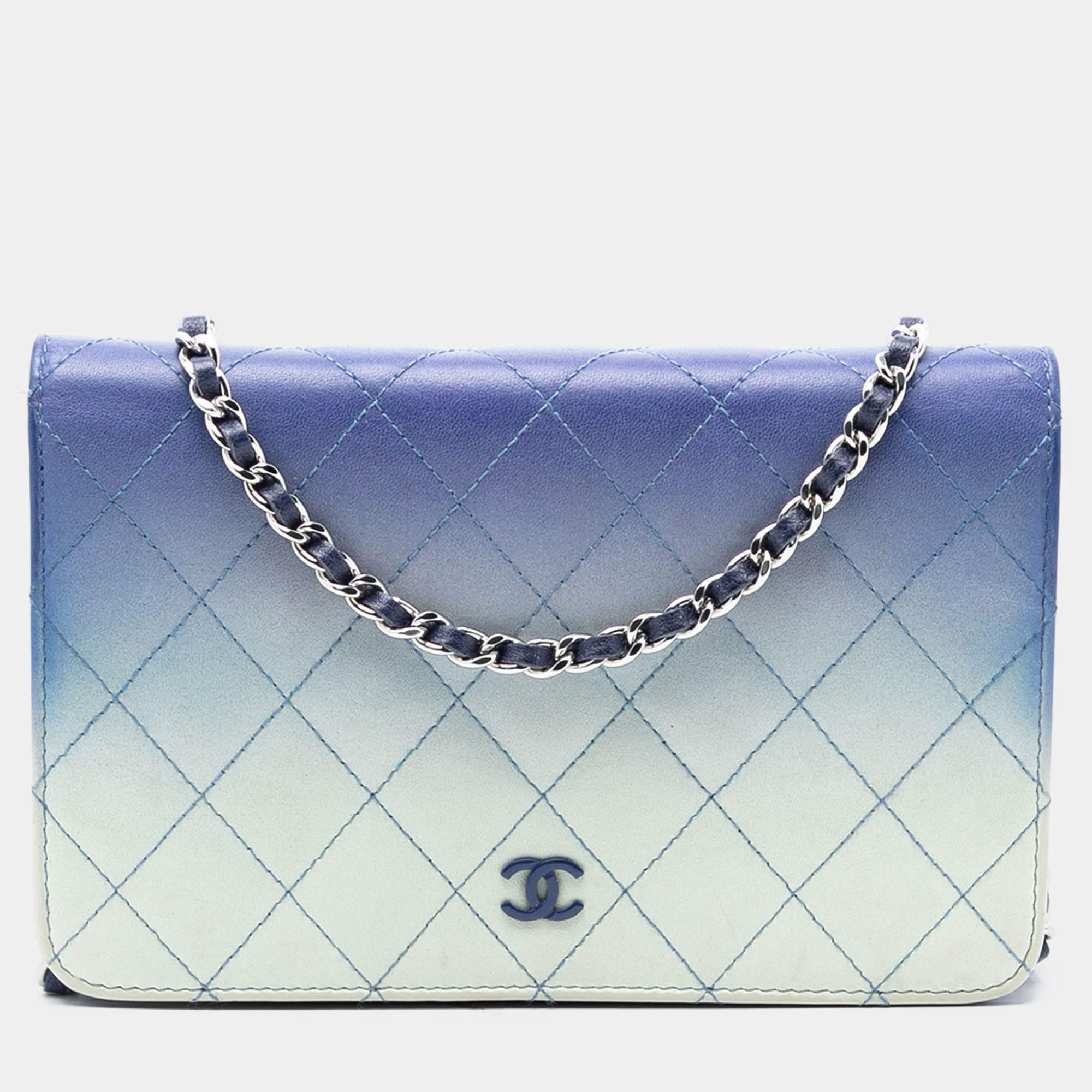 Pre Owned Chanel Blue Ombre Lambskin Degrade Wallet On Chain