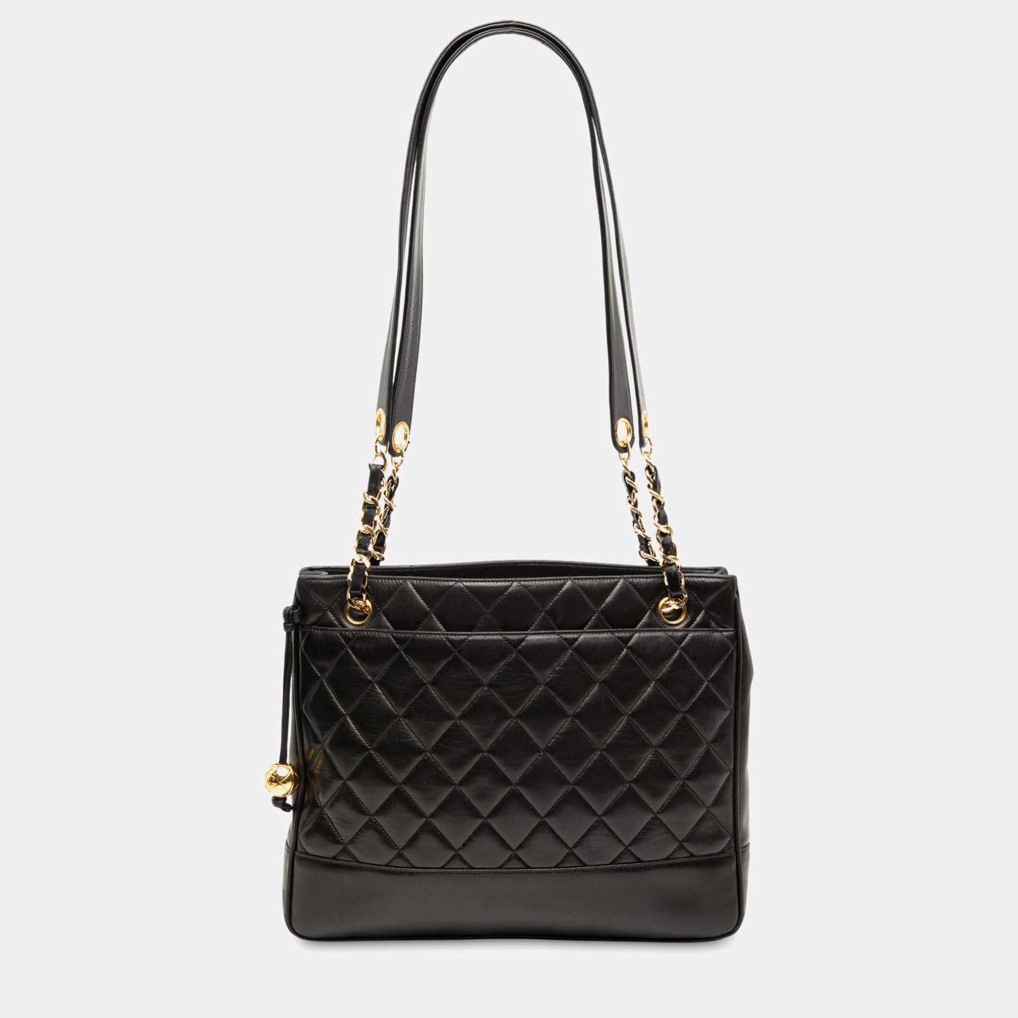 Pre Owned Chanel Black Quilted Caviar Chain Tote