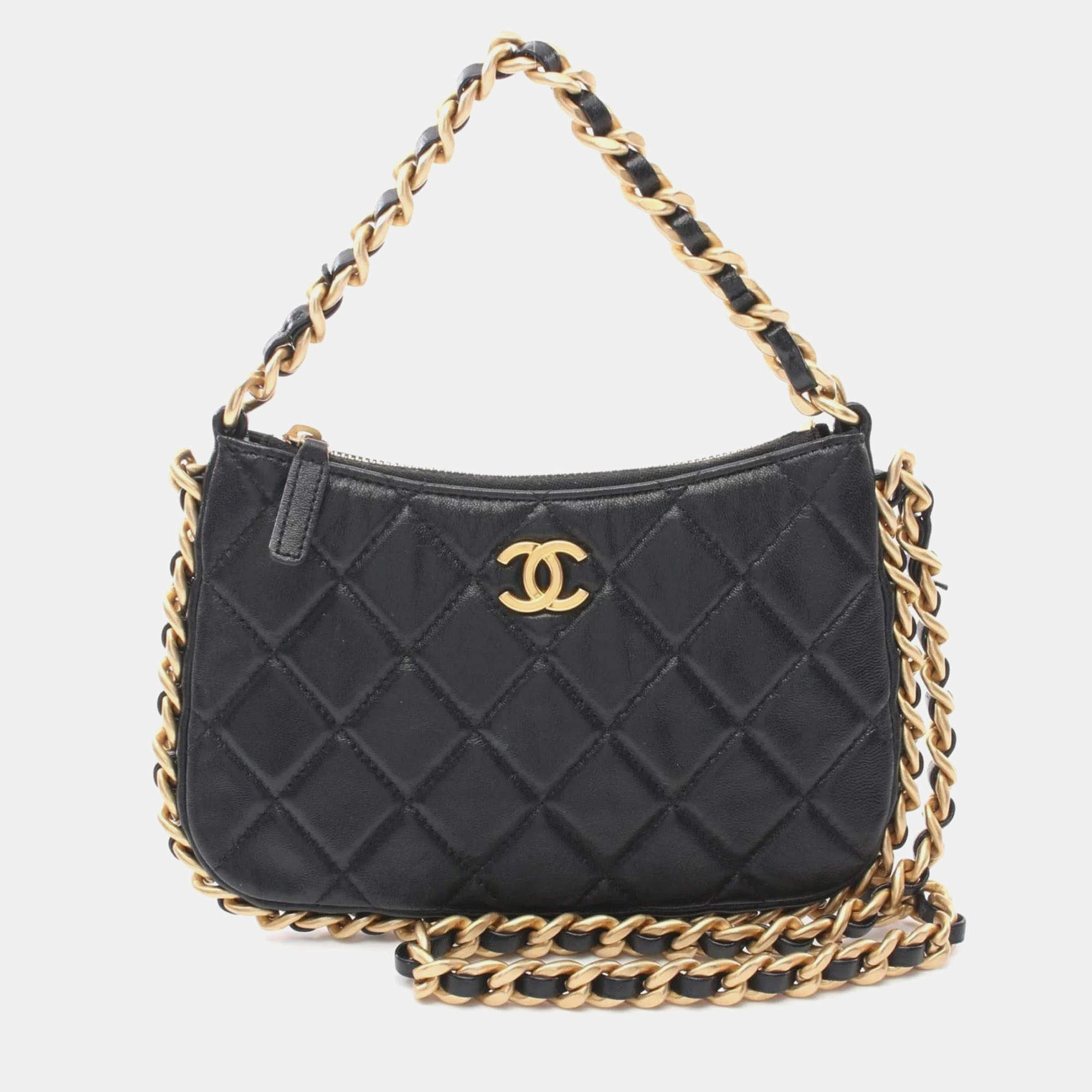 مملوكة مسبقًا Chanel Matelasse Shoulder Bag Lambskin Sheepskin Black
