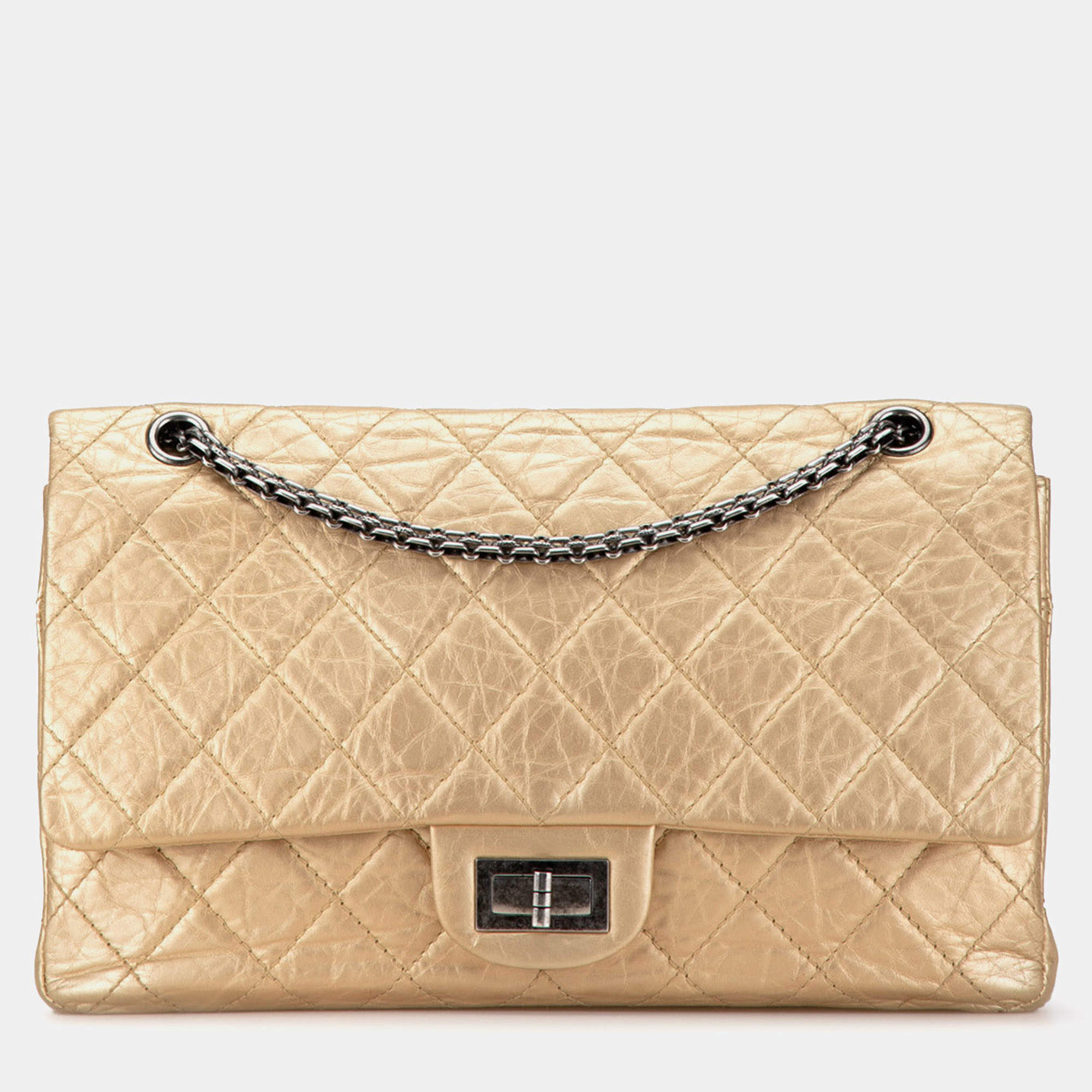 Pre Owned حقيبة شانيل ذهبية ريشيو 2.55 من جلد العجل القديم دبل فلاب 227