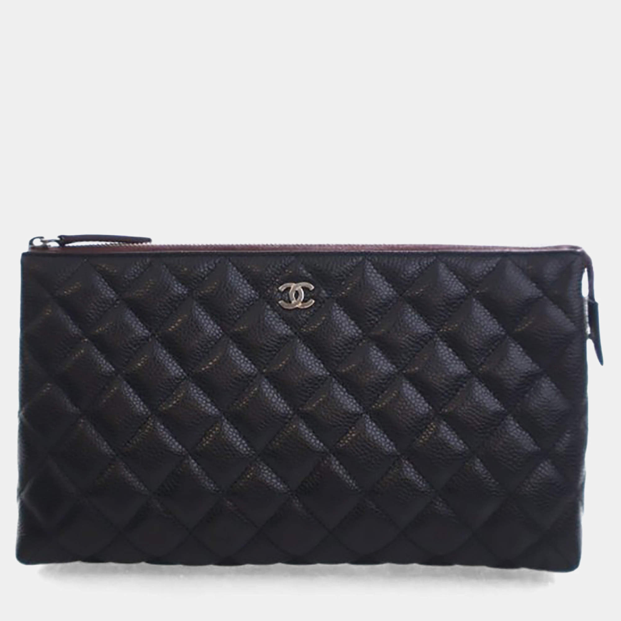 مملوكة مسبقًا حافظة شانيل كلاسيك سحاب جلد كافيار