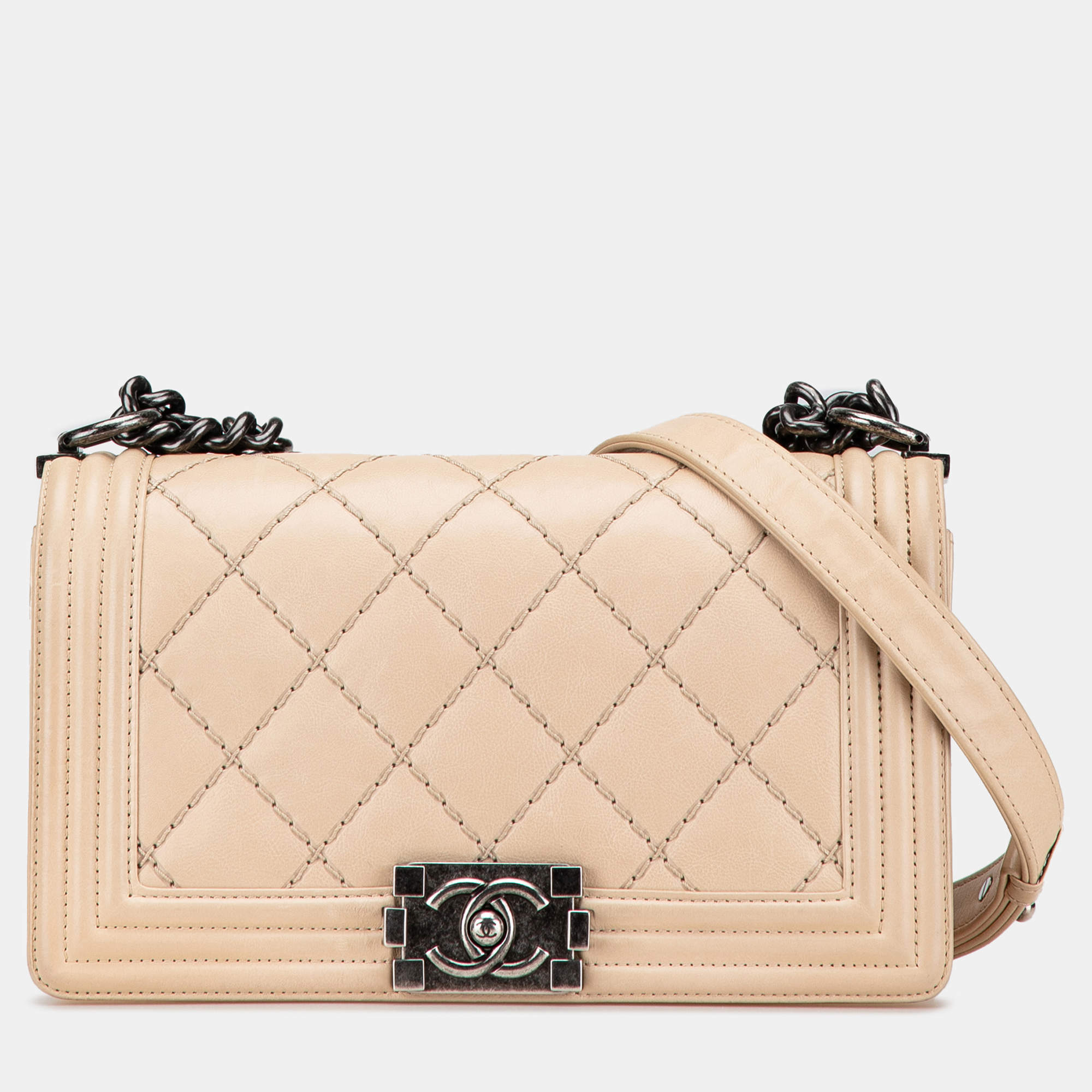 Pre Owned حقيبة شانيل بنية عجلية قديمة متوسطة ذات خياطة مزدوجة بوكشة بوي