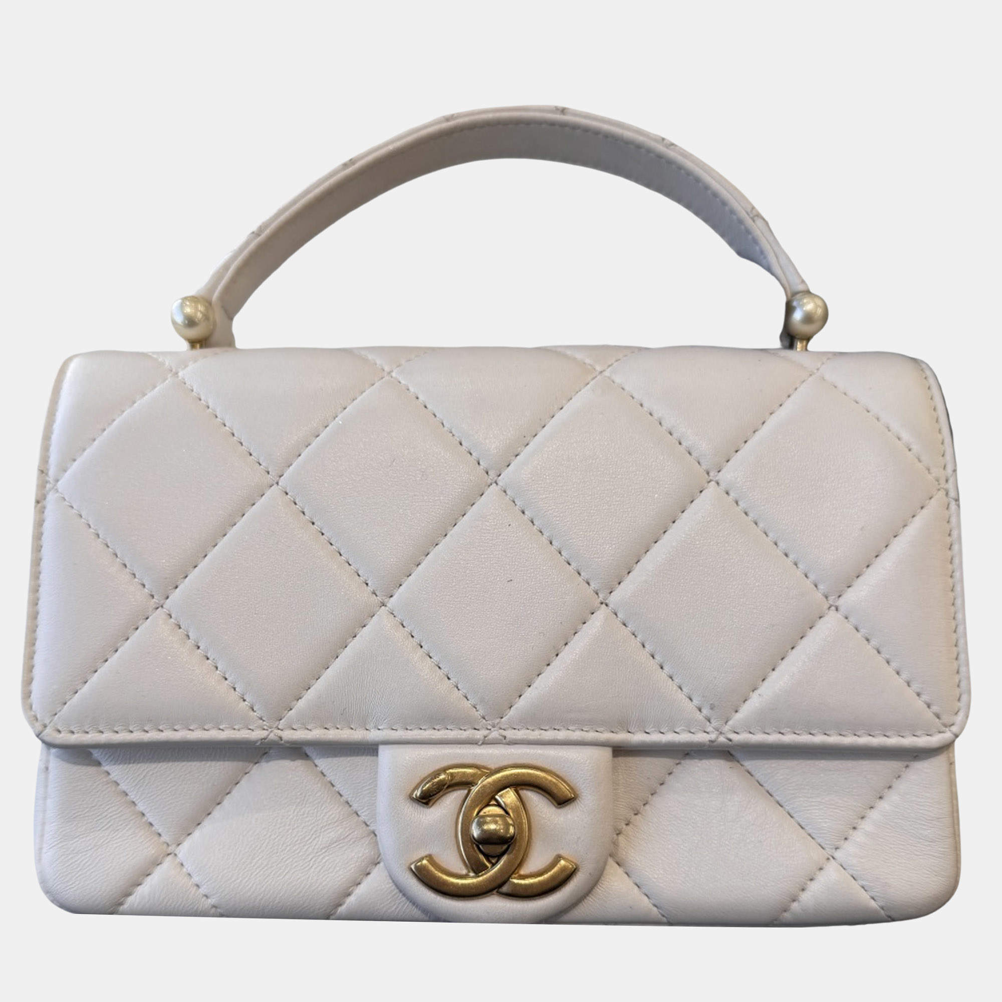 مملوكة مسبقًا Chanel Pearl handle bag white with gold hardware