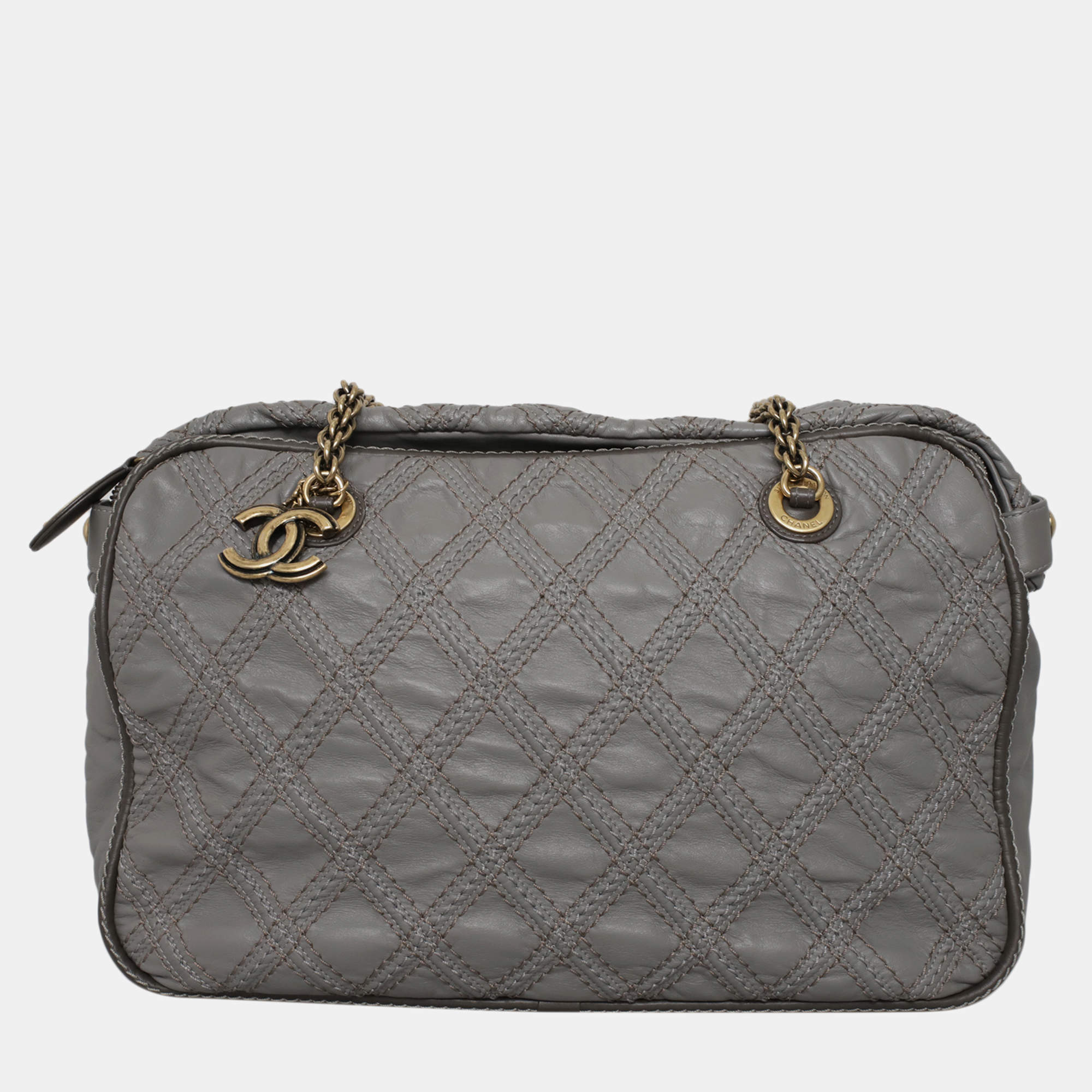 مملوكة مسبقًا Chanel Grey Calf Triptych Tote Bag
